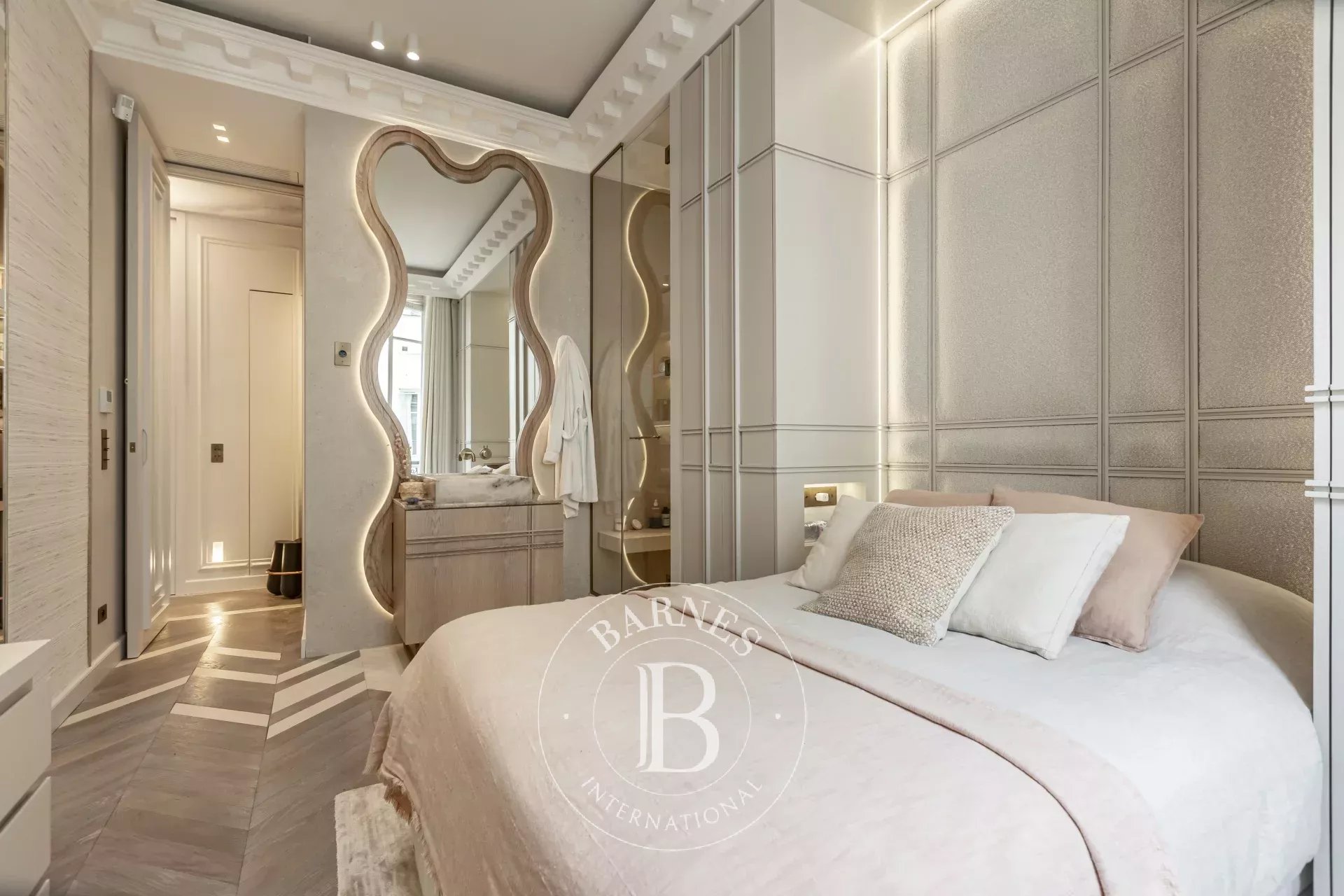 Daire Paris 8ème - picture 23