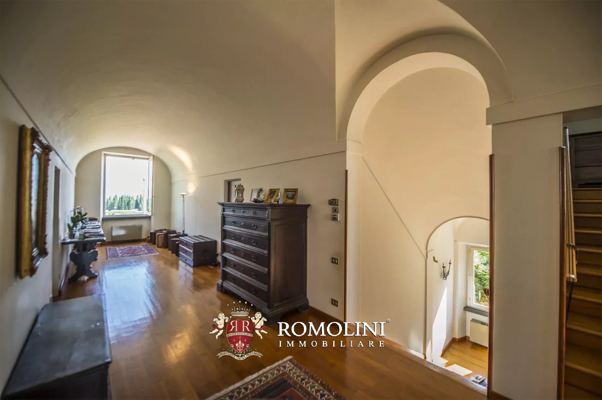 10 Bedroom Villa/Townhouse's Image 46