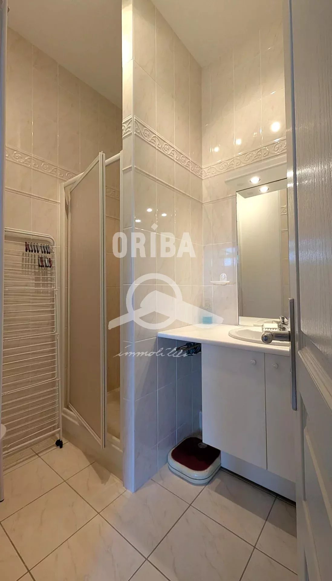 APPARTEMENT 140 m²  LA BAULE LES PINS