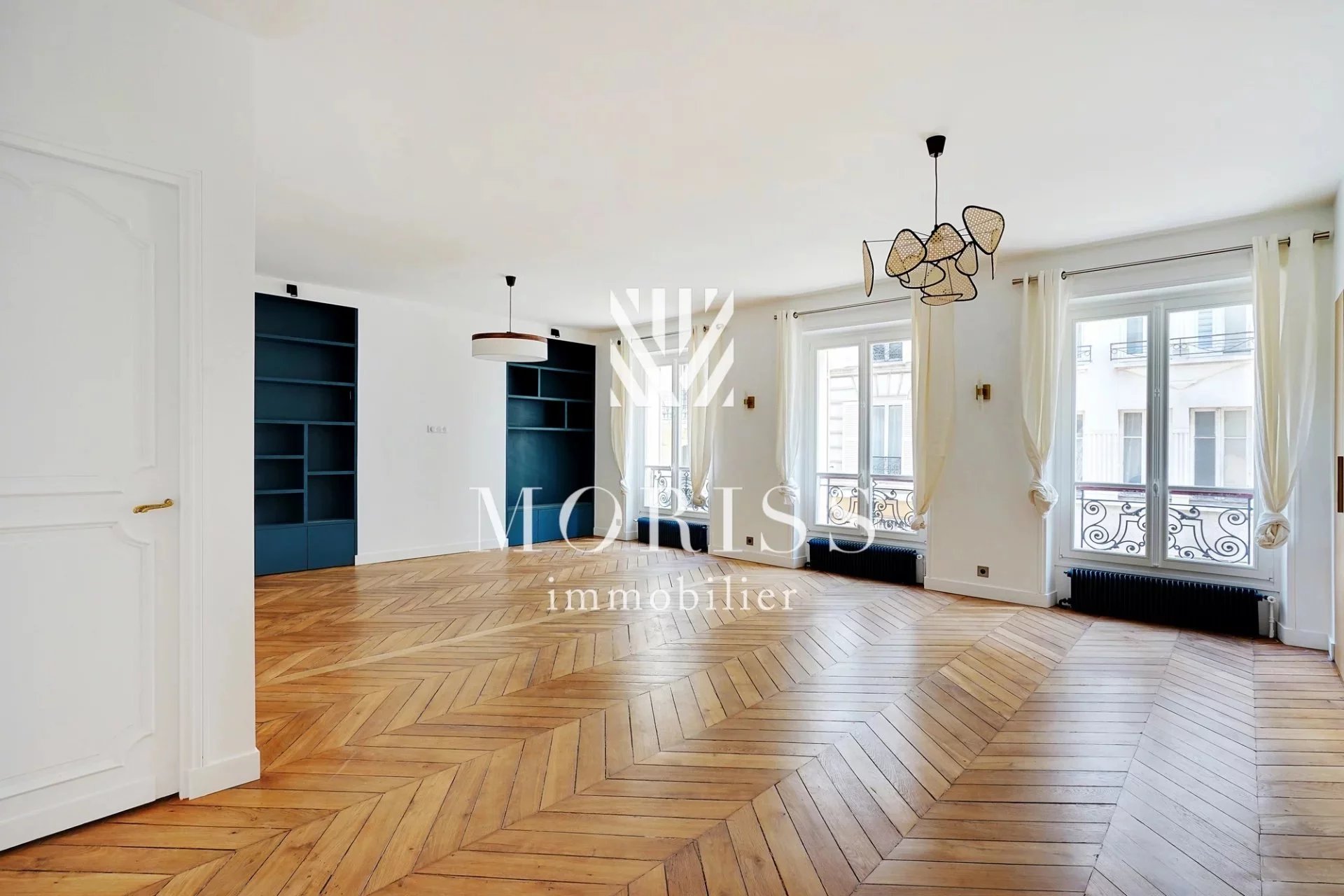 Appartement de 5 pièces / 160m2 - Image Array