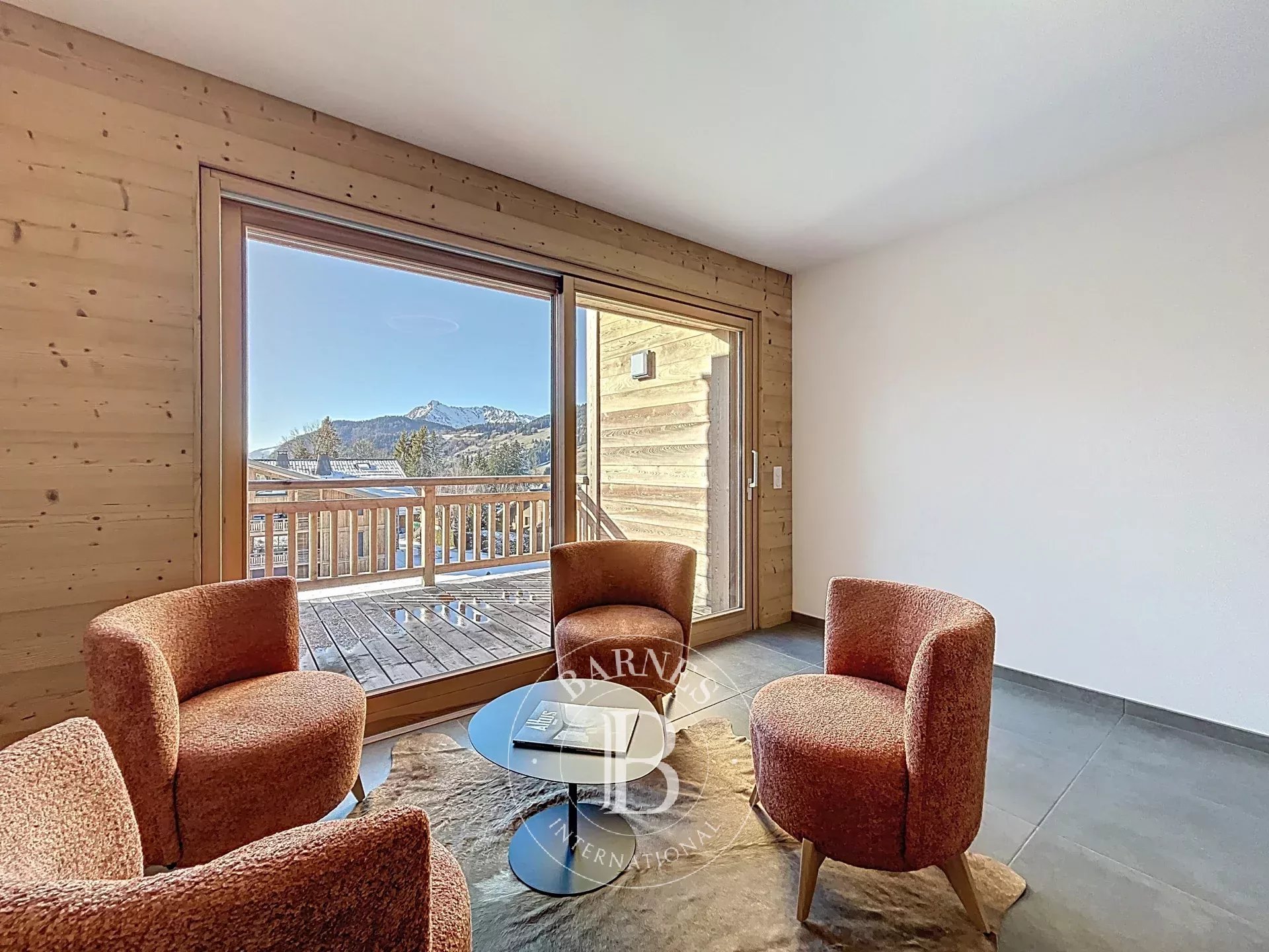 Photo of Les Gets – Spacious Family T6 Duplex – Direct Ski Access – Open Mountain Views