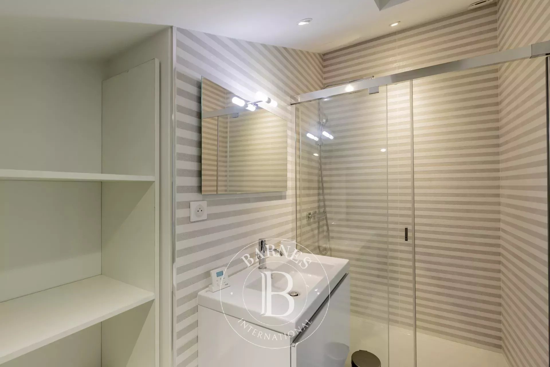 Daire Bordeaux - picture 10