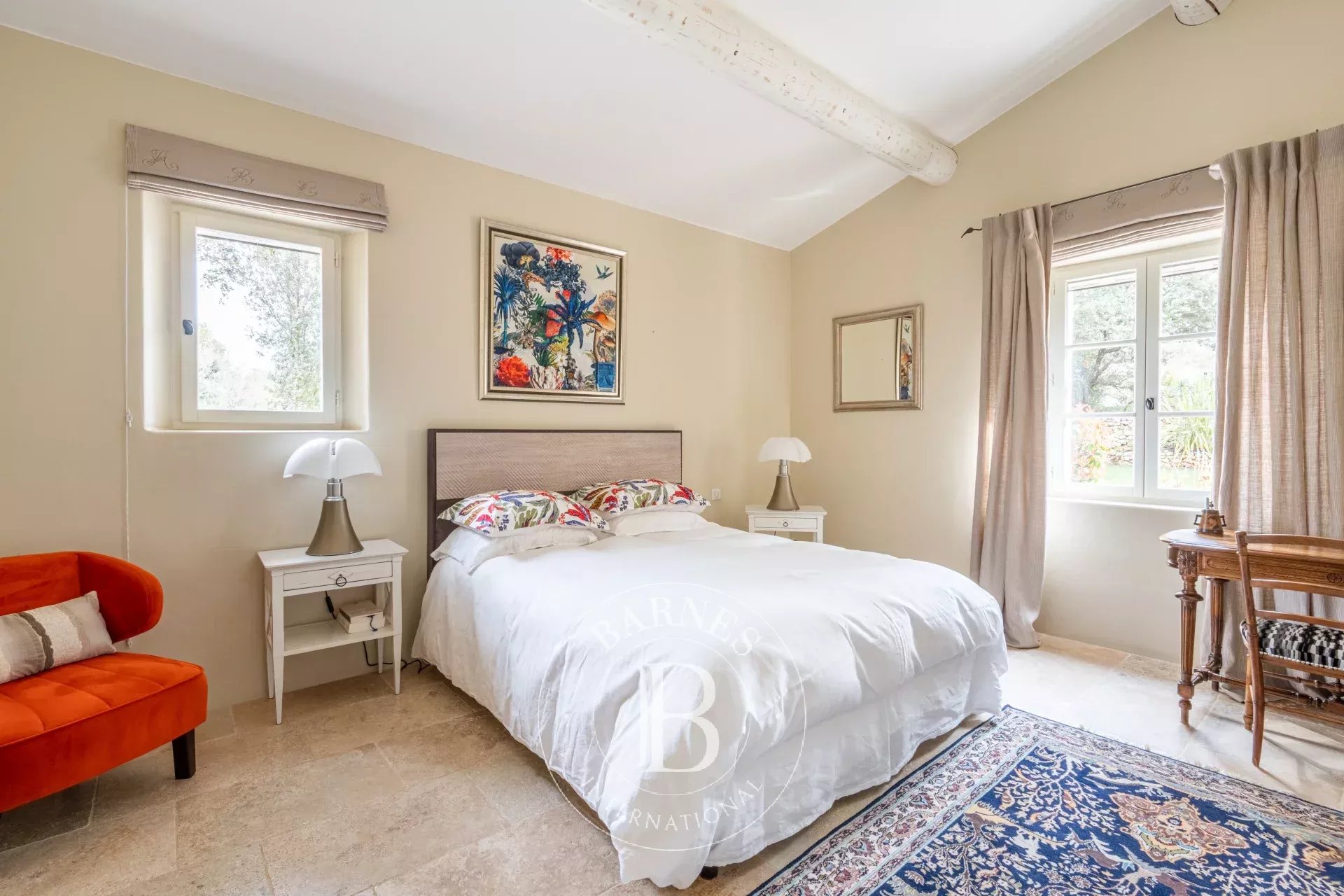 Close to Aix-en-Provence – Exceptional Bastide with Pool and 5 Bedrooms - picture 14