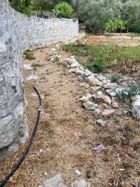 A VENDRE TERRAIN NON CONSTRUCTIBLE