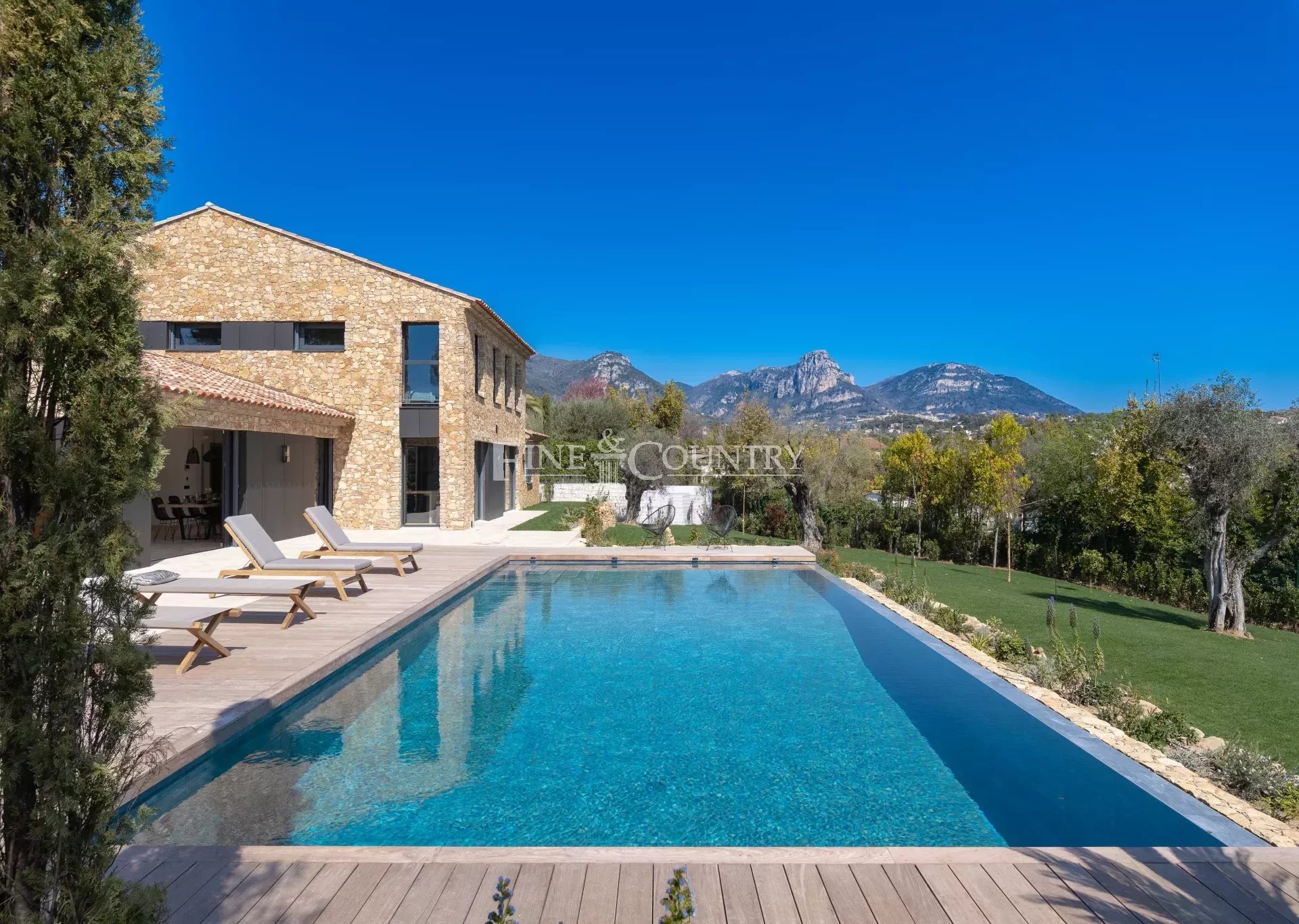 Photo of Recent Bastide style villa for sale in Vence