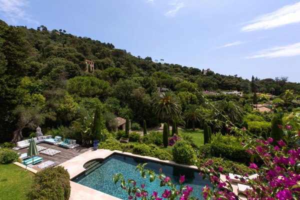 Belle Époque Luxury Villa in Cannes Californie | Family Estate — photo 6