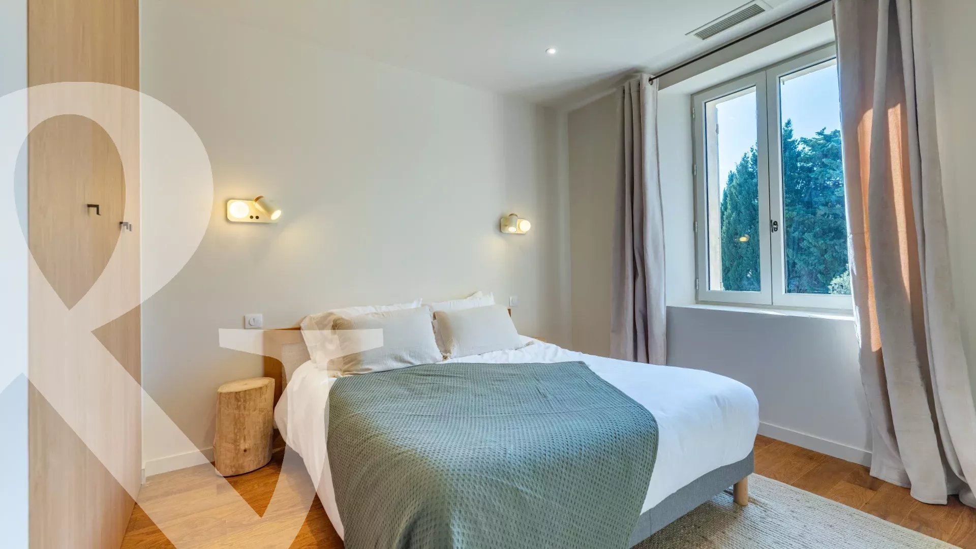 BELLE MAISON PROVENCALE