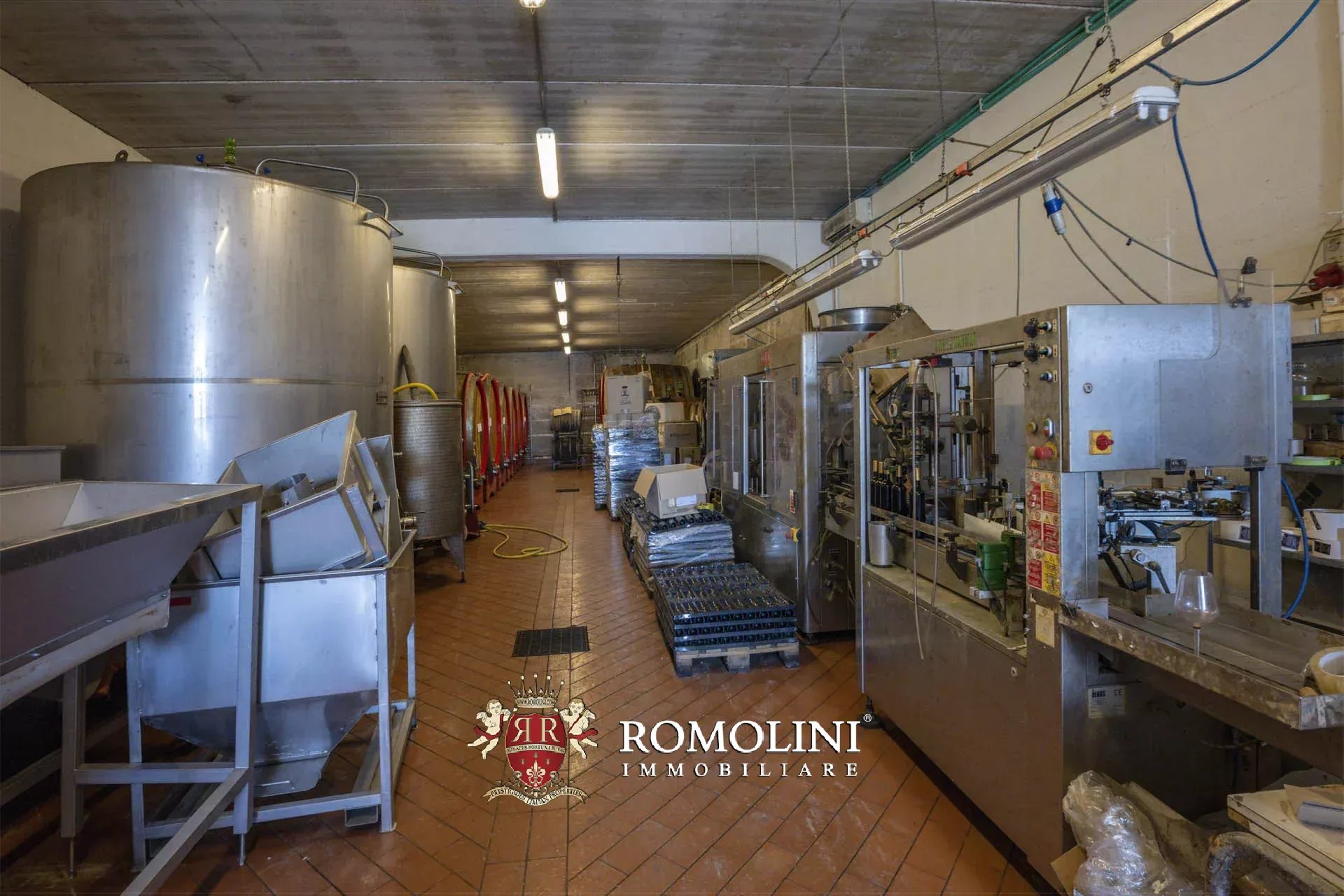 34 Bedroom Vineyard's Image 39
