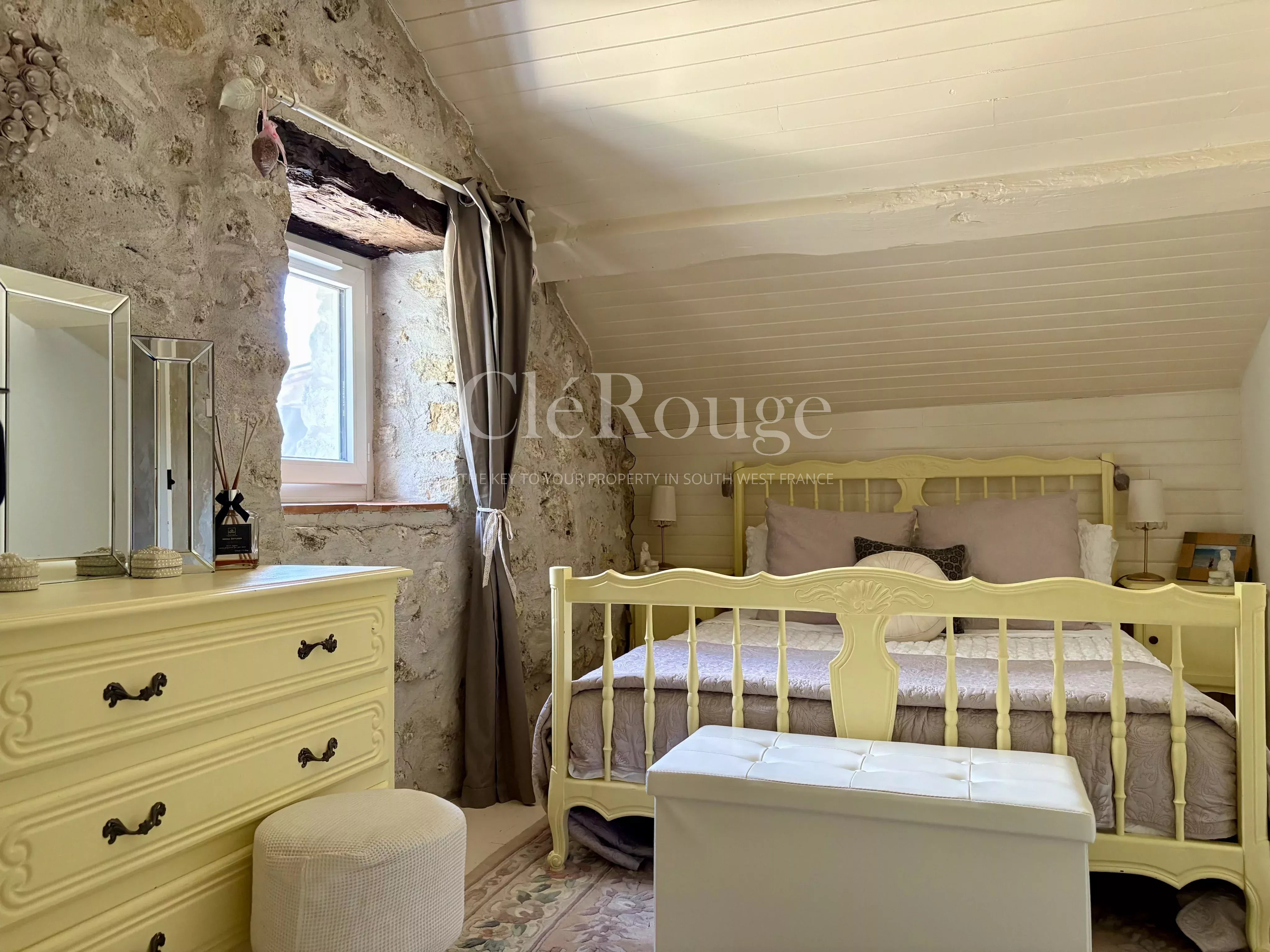 Proche de Duras - Maison en pierre au charme intemporel avec piscine chauffée