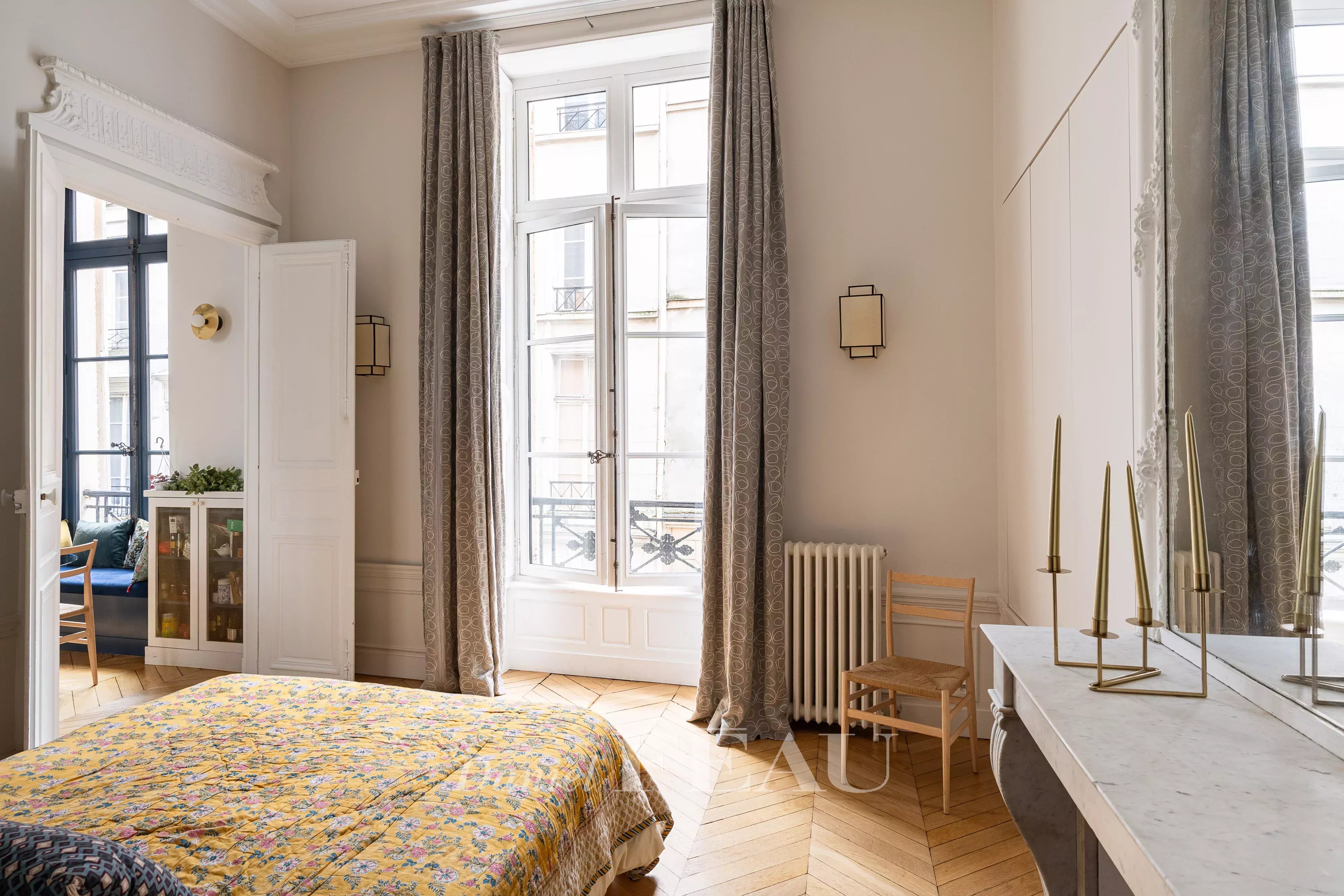 CHAMBRE EN SUITE