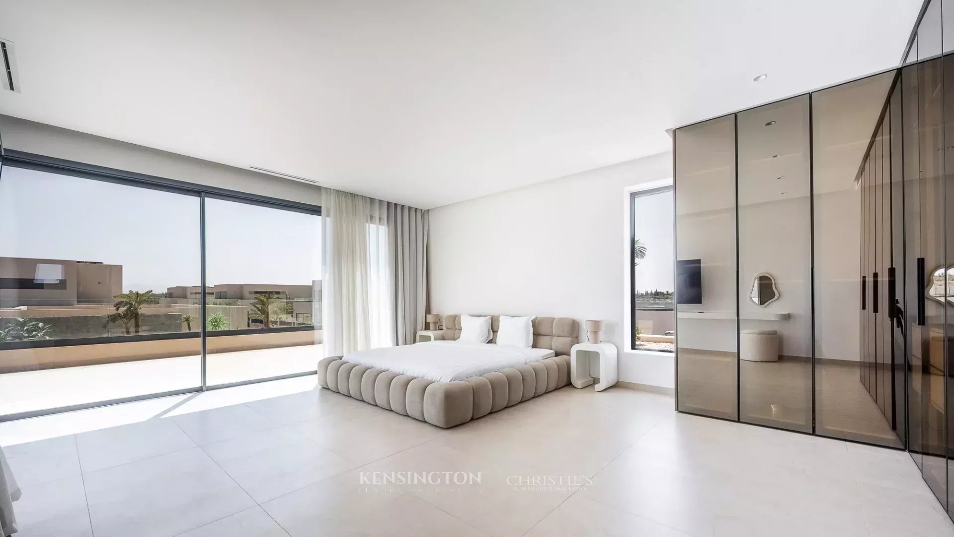 5 Bedroom Villa/Townhouse's Image 29