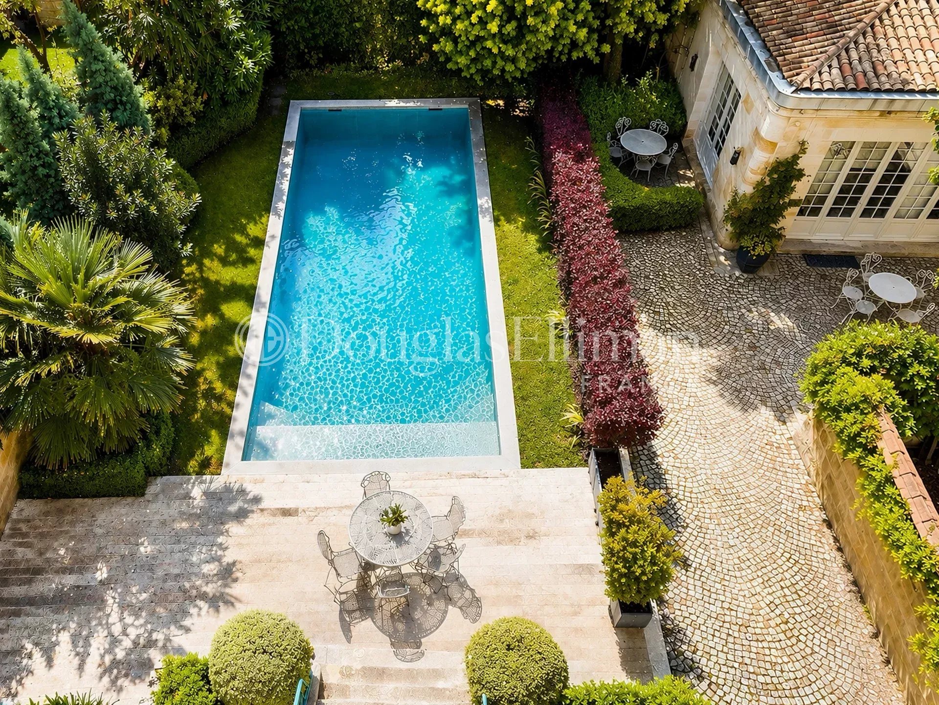 Bordeaux – Saint Seurin – Private Mansion - Picture n°2