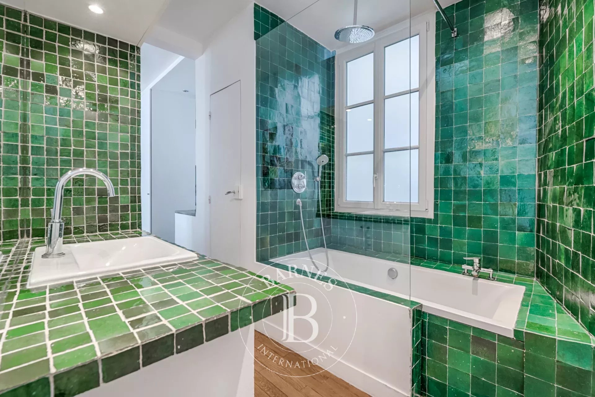 Daire Paris 10ème - picture 5