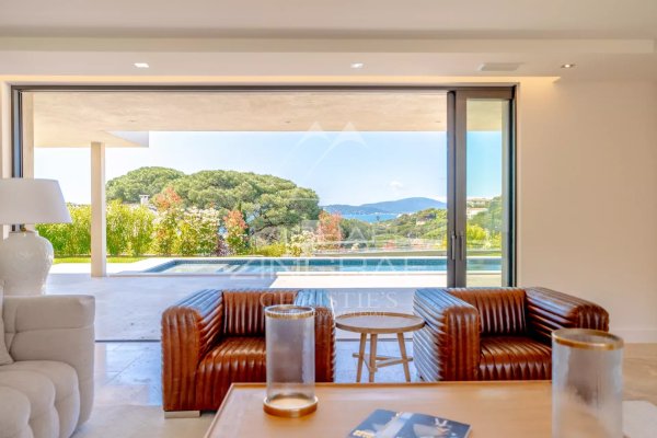 Villa Sainte-Maxime - Contemporary — photo 6