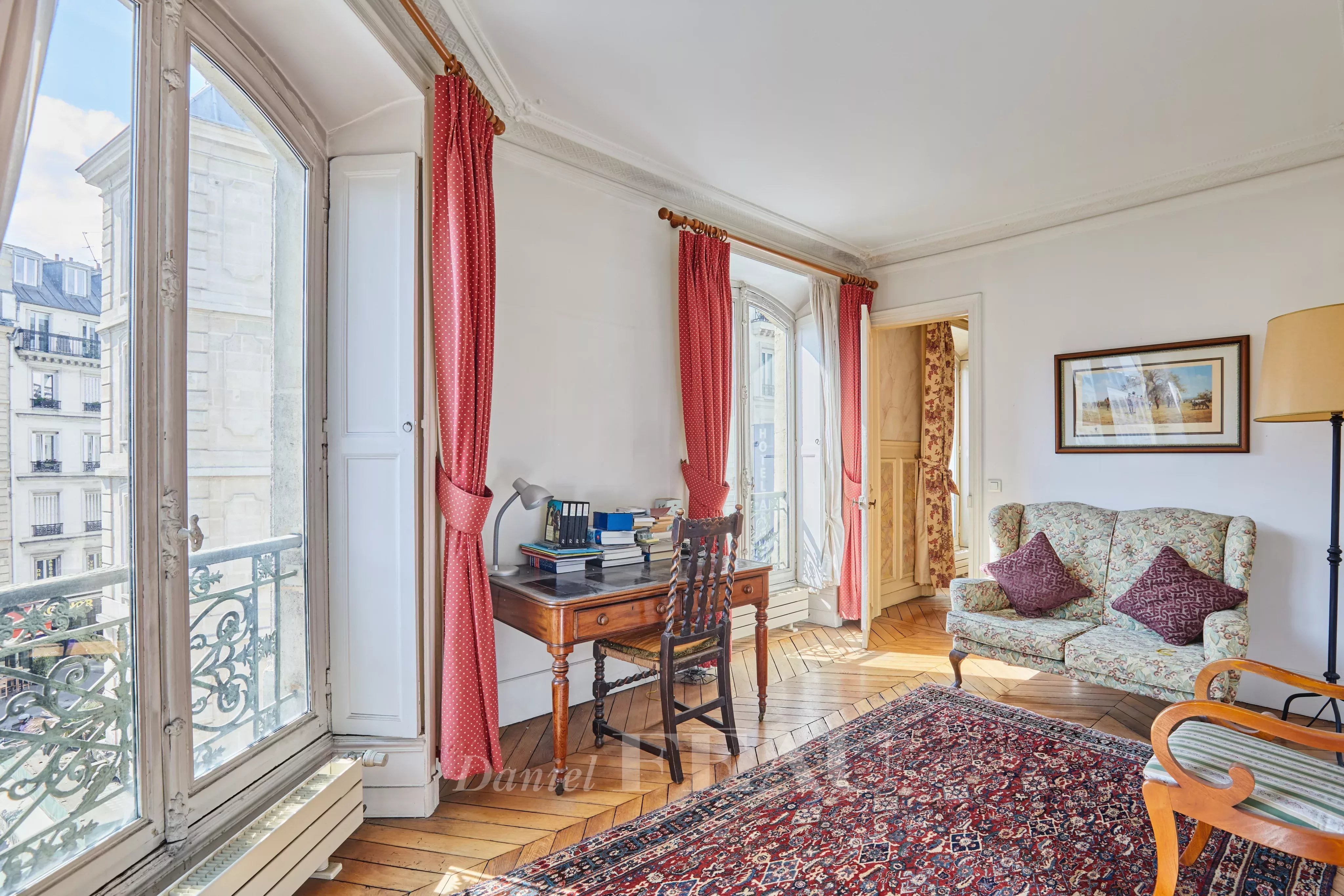 Sale Apartment Paris 6th