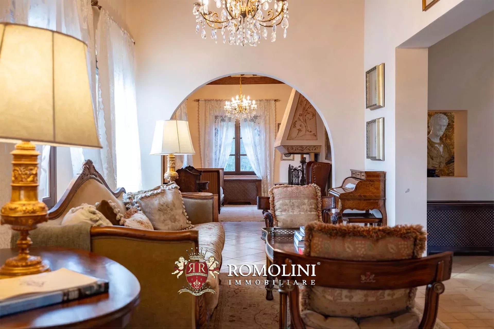 37 Bedroom Villa/Townhouse's Image 187