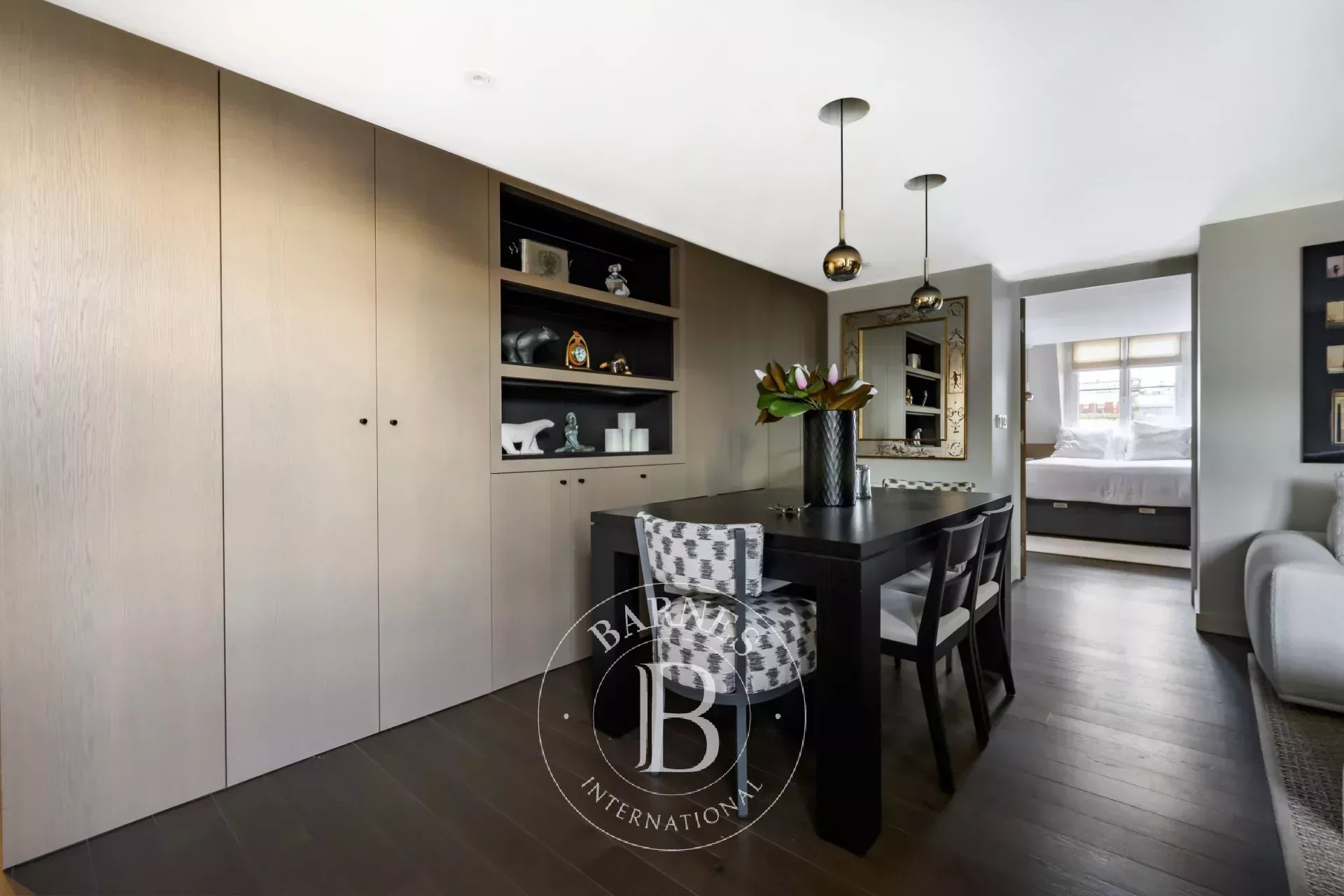 Daire Paris 8ème - picture 8