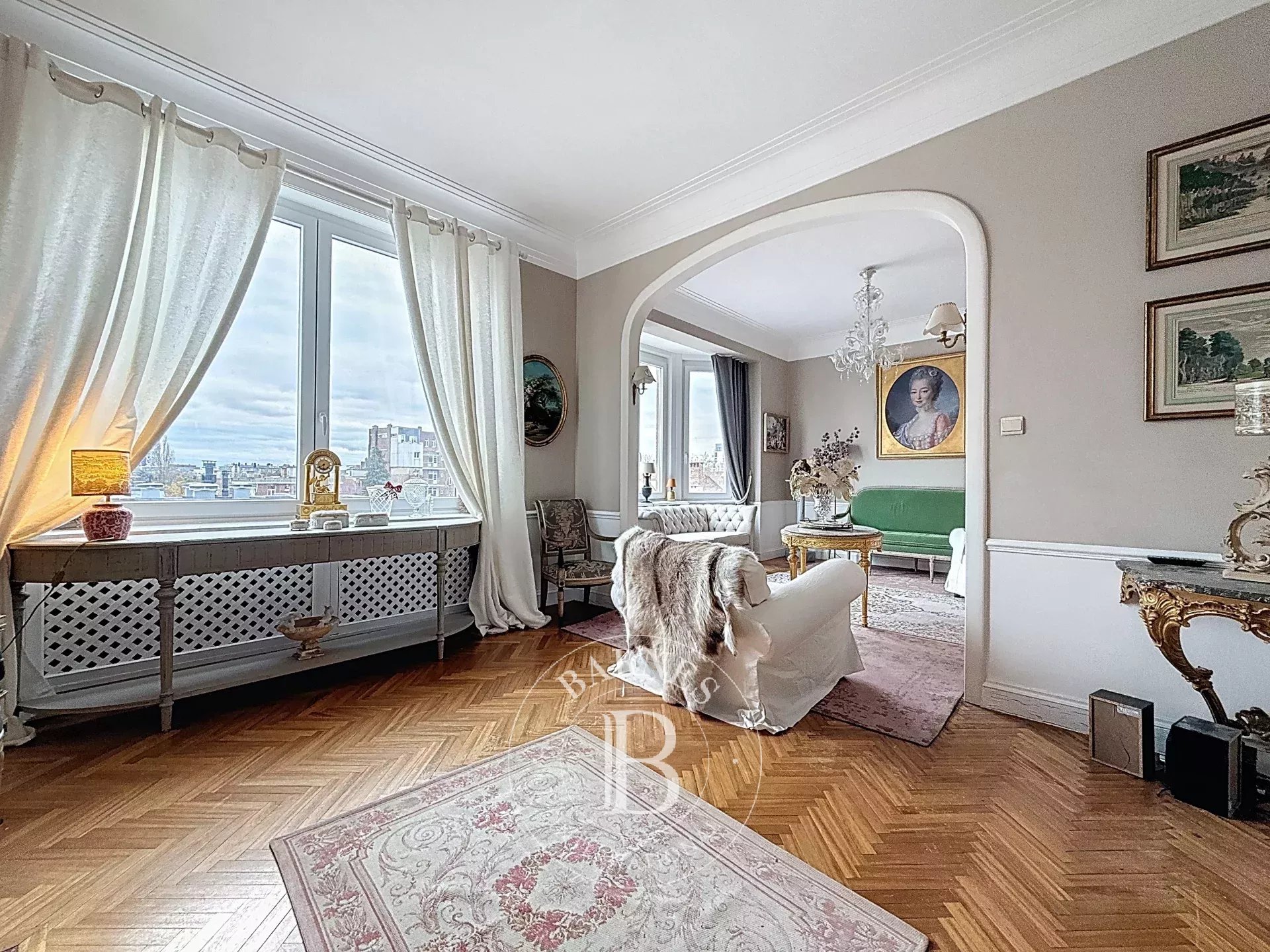 Place Brugmann, magnifique appartement lumineux