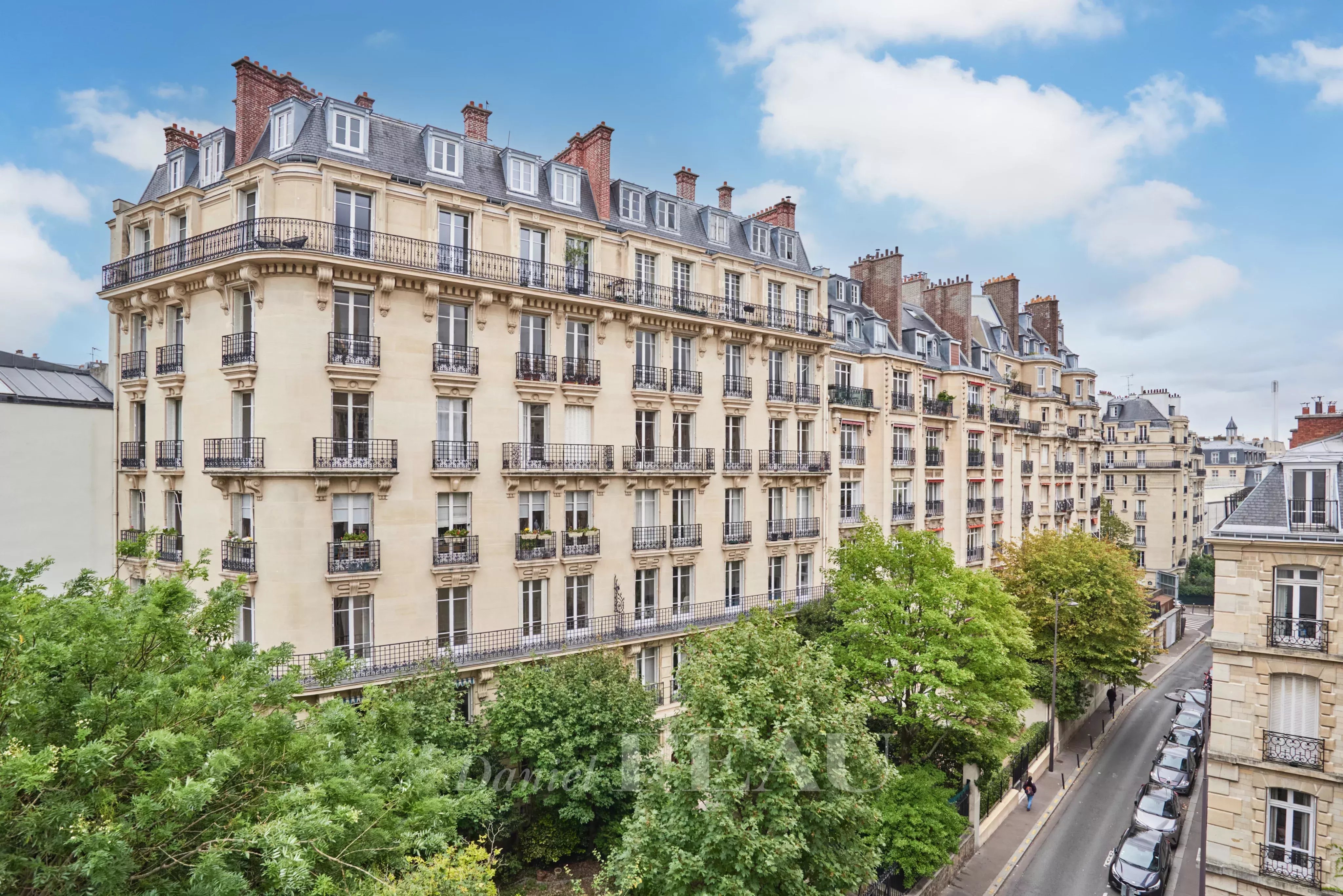 Paris XVIe - La Muette - 4 chambres - Traversant