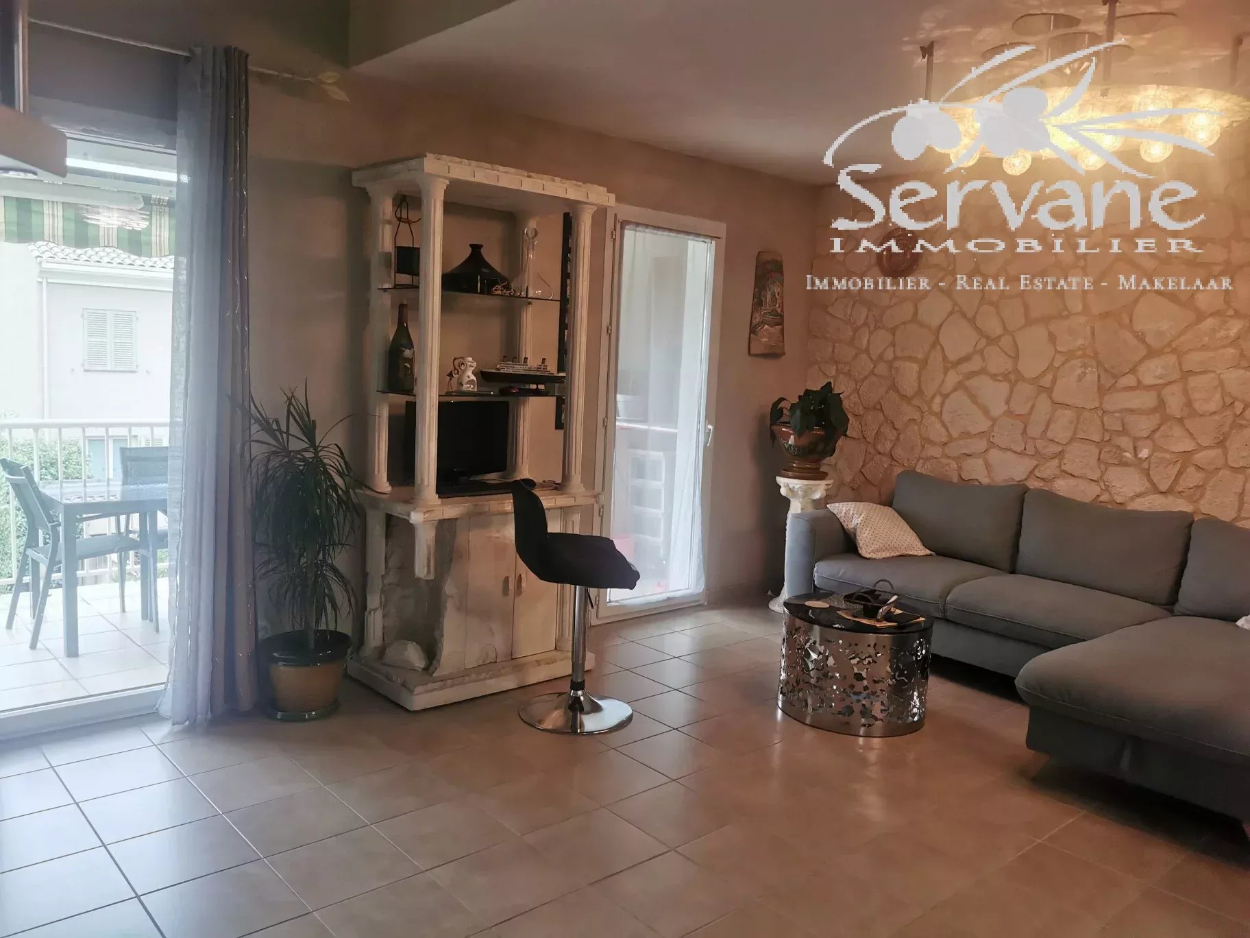NICE T3 APPARTMENT IN DUPLEX LORGUES