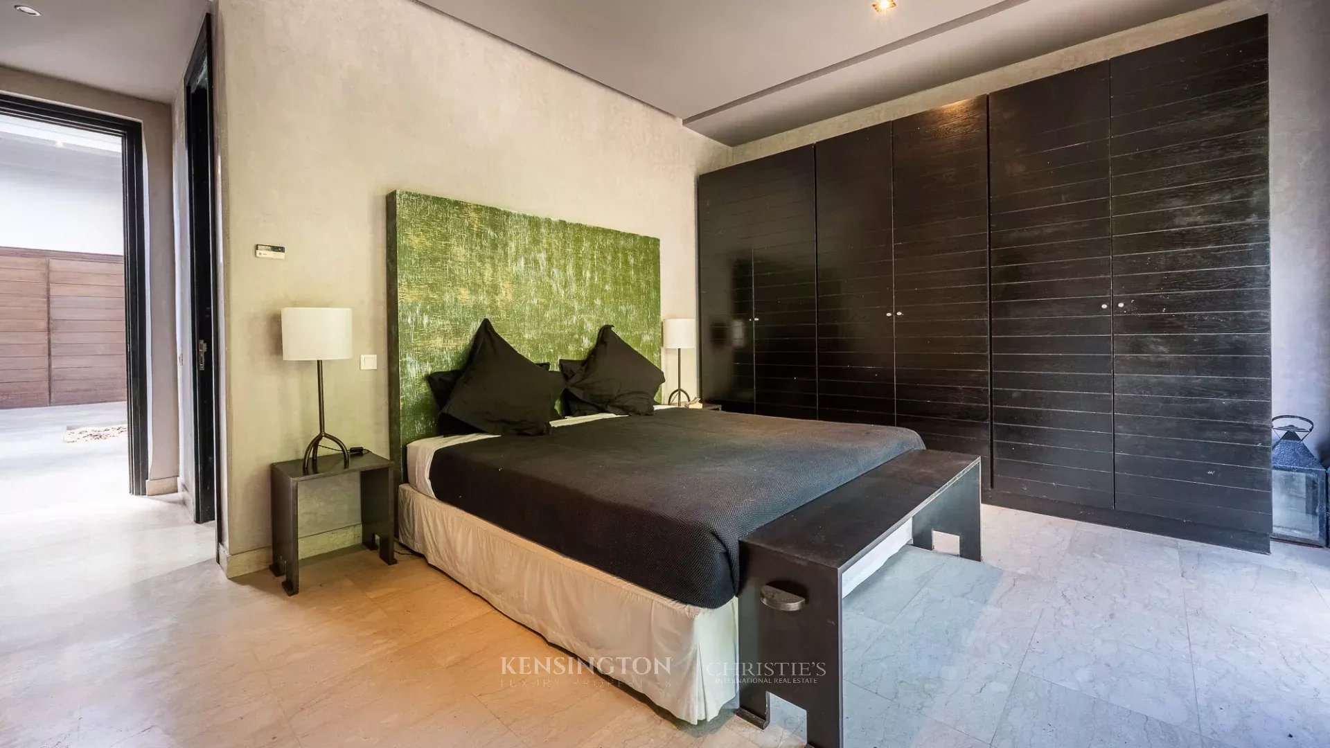 4 Bedroom Villa/Townhouse's Image 29