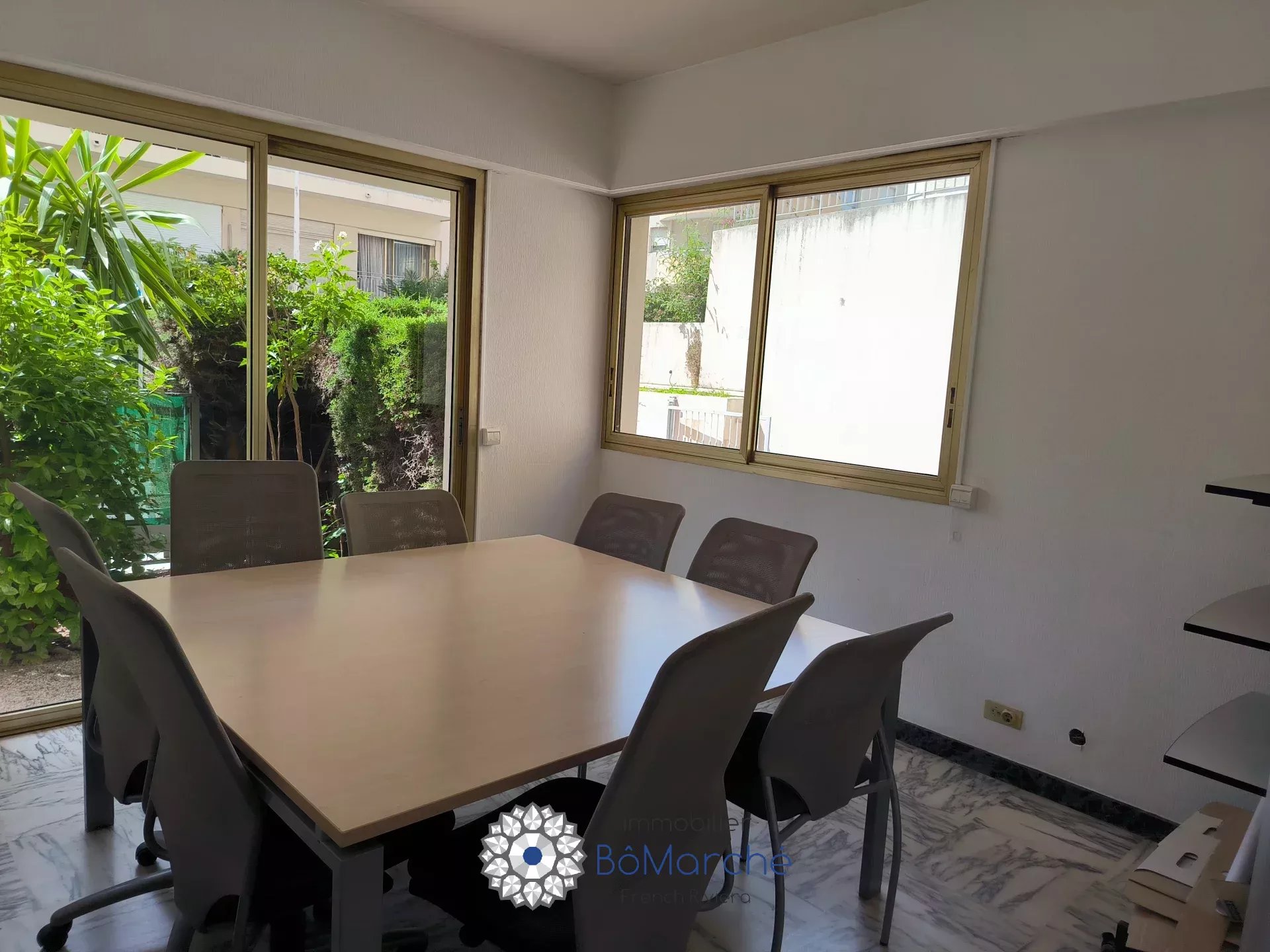 Agence immobilière de 