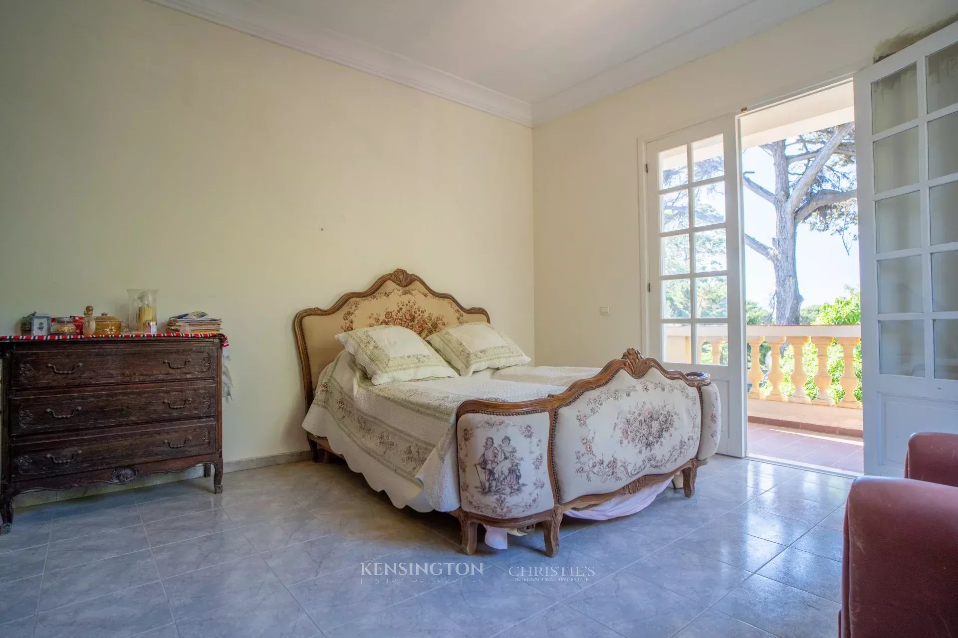 4 Bedroom Villa/Townhouse's Image 12
