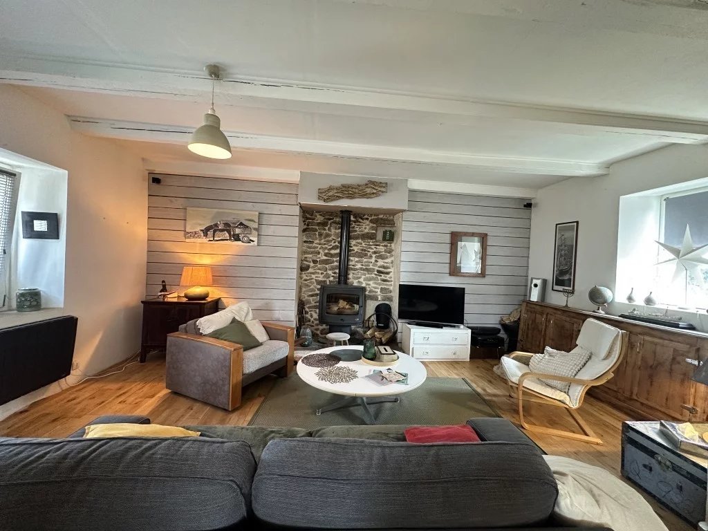 Maison en pierre avec dépendances à 2 km  Saint-Suliac, à 5 minutes de la plage –