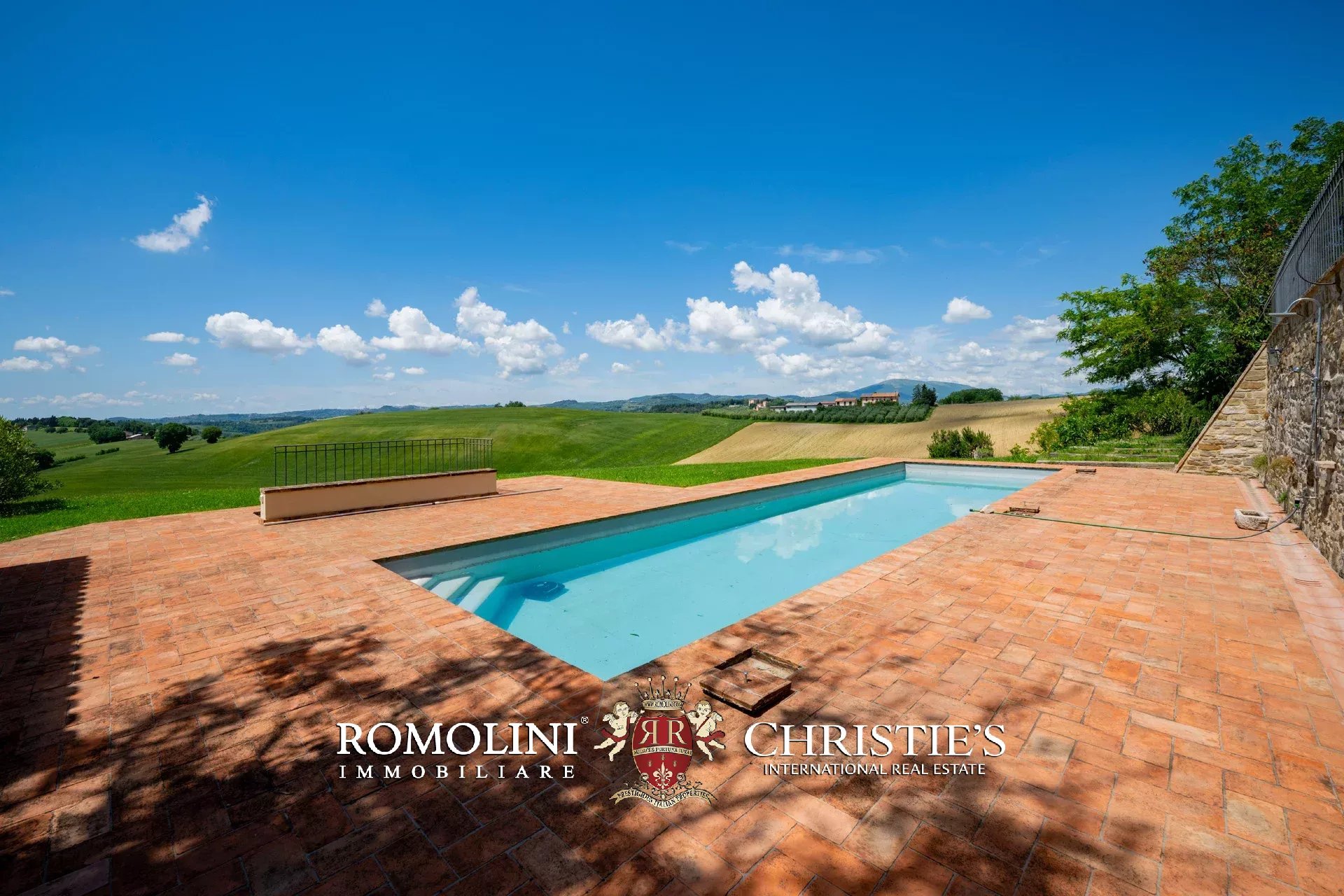 3 Bedroom Villa/Townhouse's Image 17