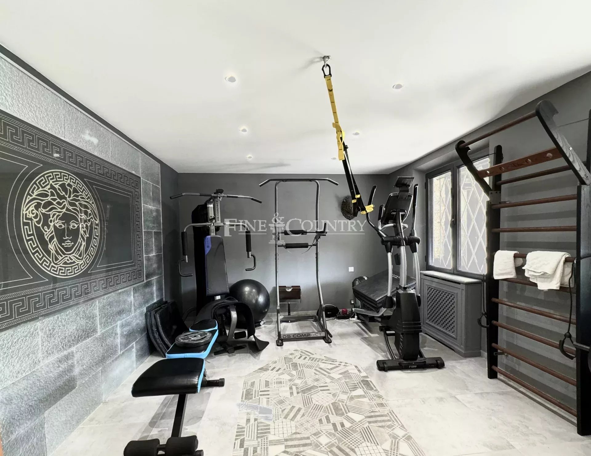 Photo of Villa for Sale In Cannes sea view