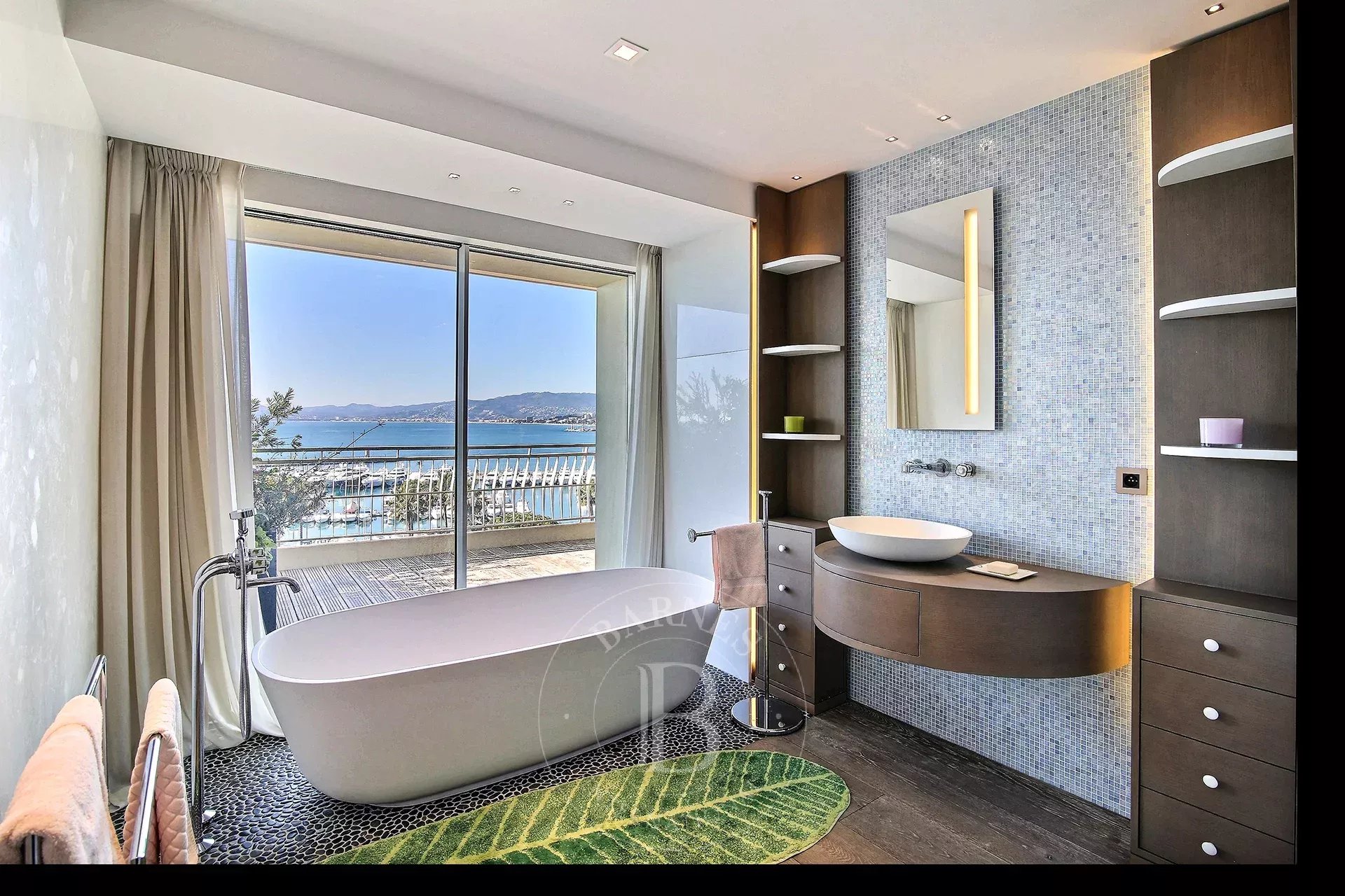 Daire Cannes - picture 18 title=