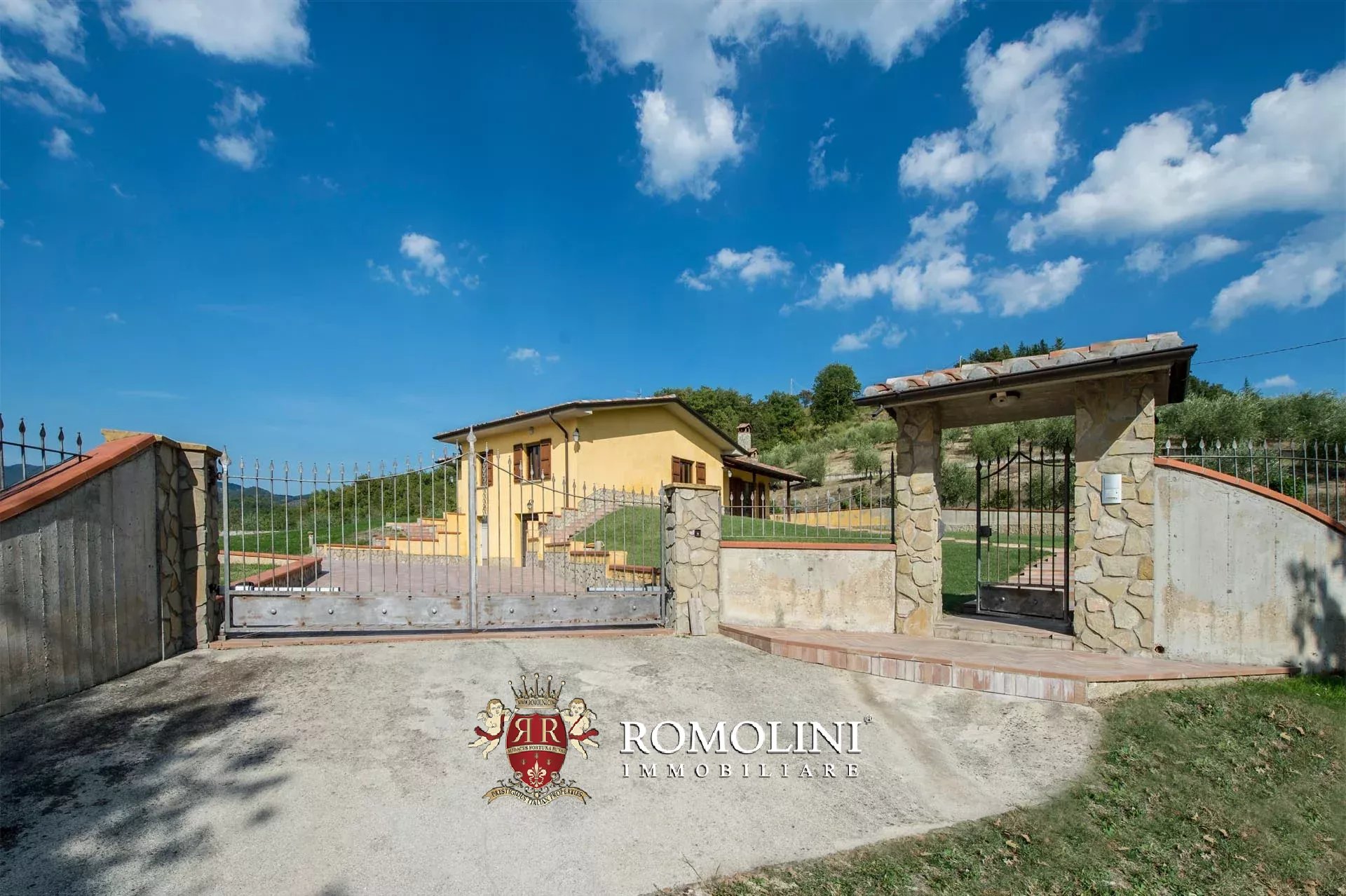 3 Bedroom Villa/Townhouse's Image 5