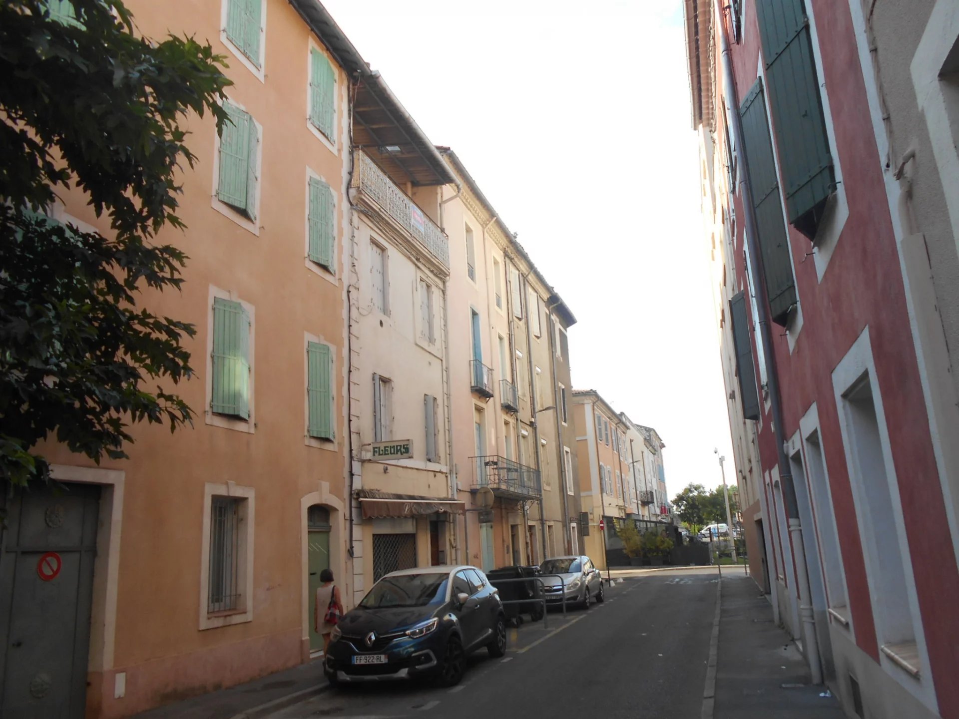 Alès, type 2 rue des Frères Chotard