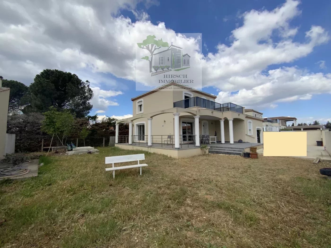 Agence immobilière de 