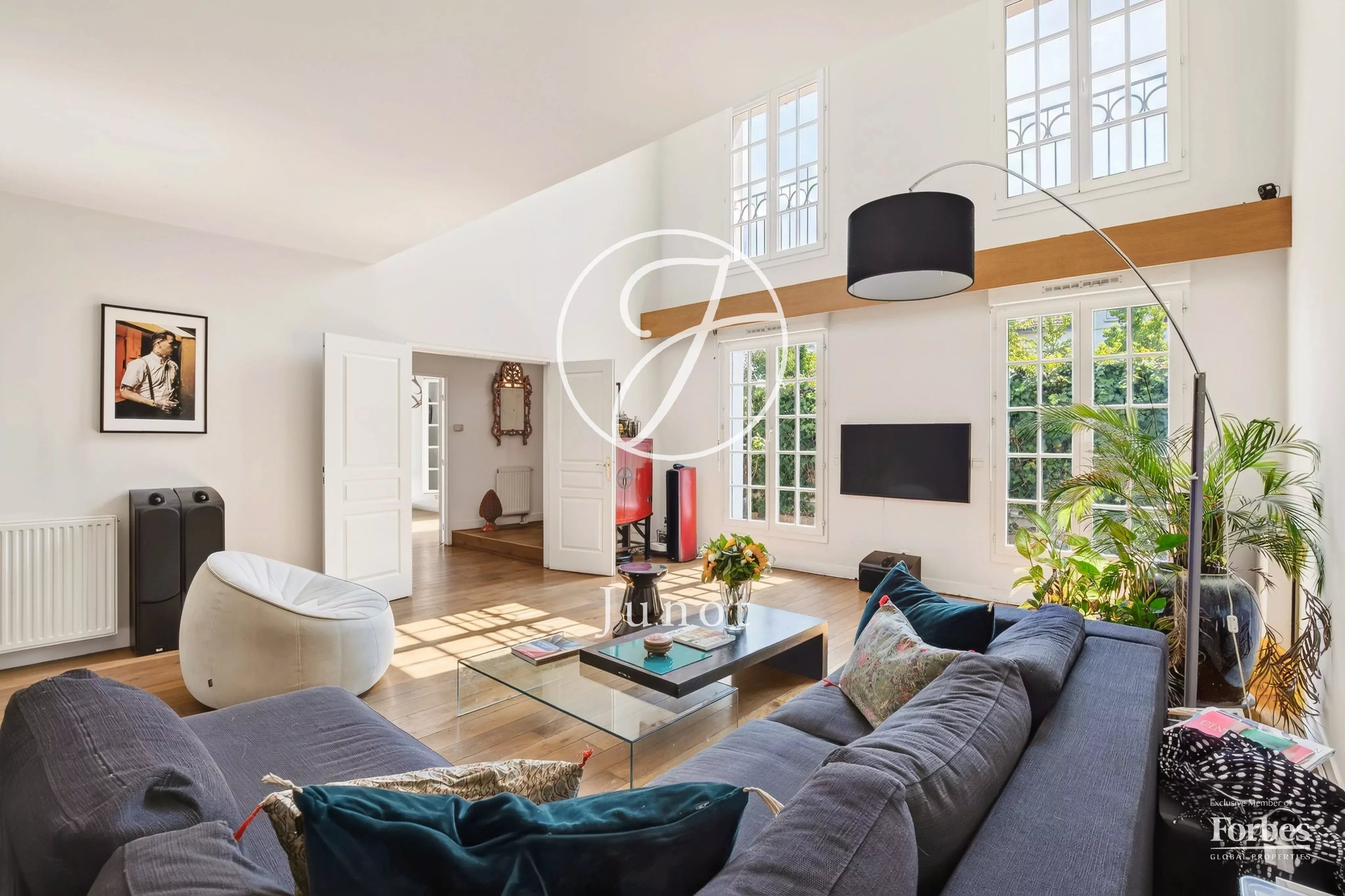 Suresnes - FOCH - Duplex 6 pièces/4 chambres 175.84m² - Terrasse 25m²