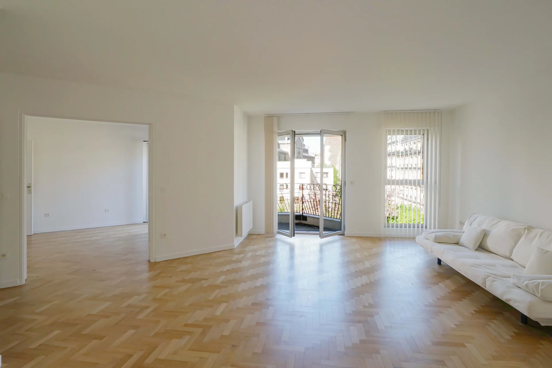 Paris 16e - AUTEUIL CHURCH