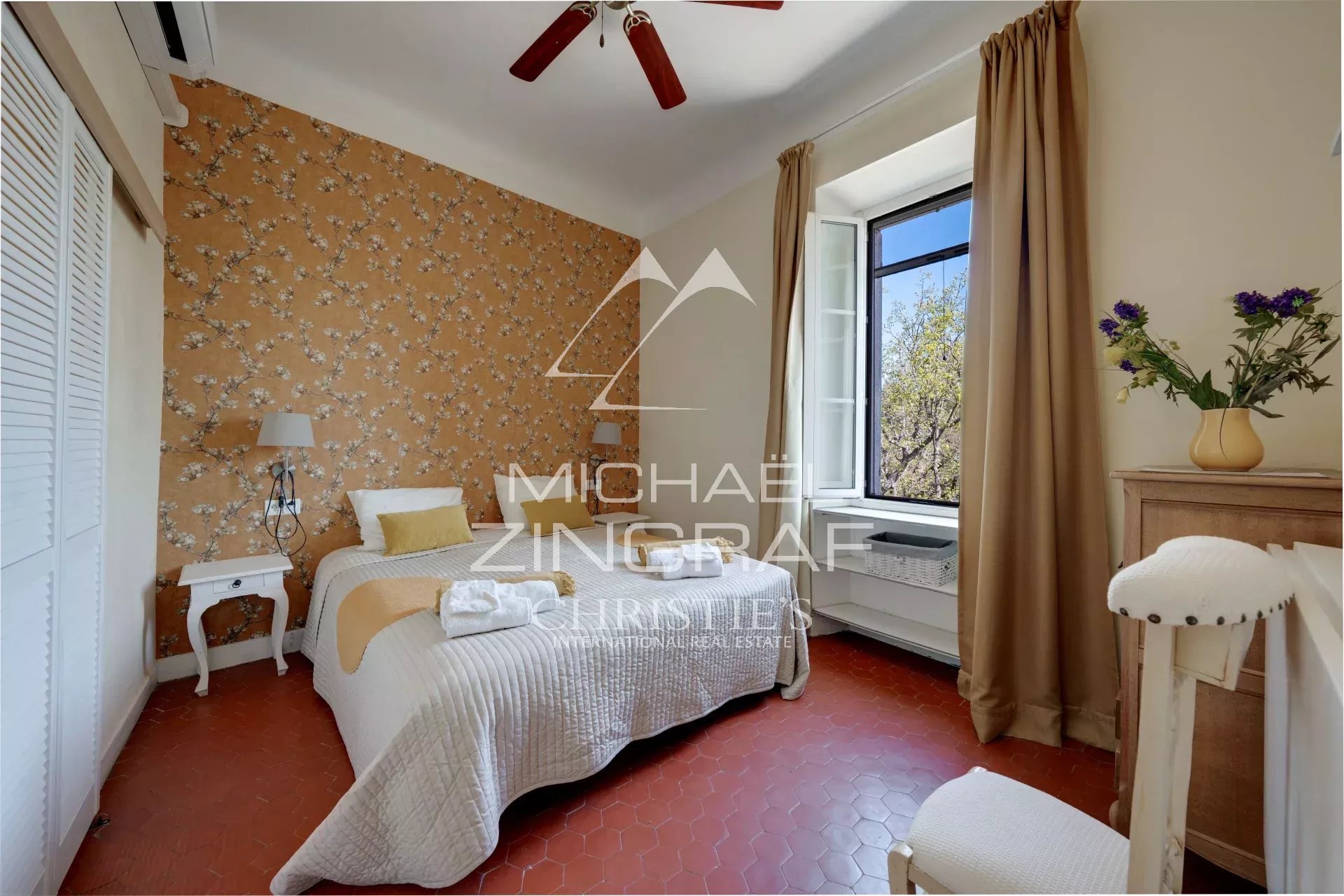 11 Bedroom Villa/Townhouse's Image 9