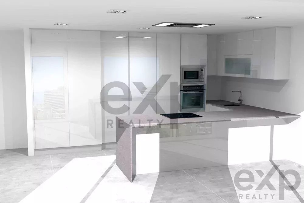 Magnífico T2, com sala em conceito open space com 40 m² e  duas suítes a 900 metros do centro!