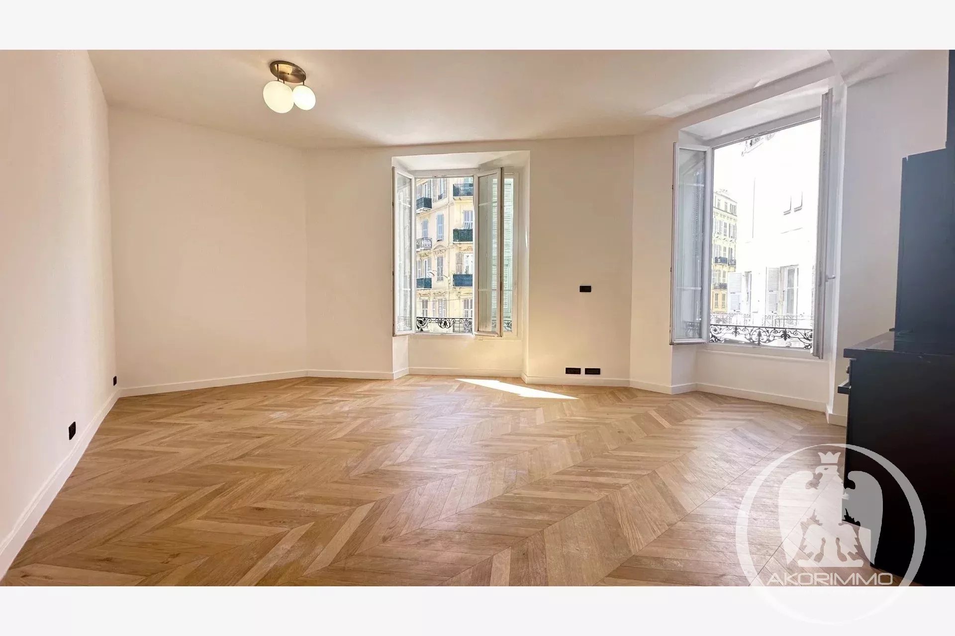 <span class='fw-semibold text-nowrap'>Apartamento</span>  - <span class='text-nowrap'>3 piezas</span>  - <span class='text-nowrap'>67.0 m²</span> - <span class='text-nowrap'> <
