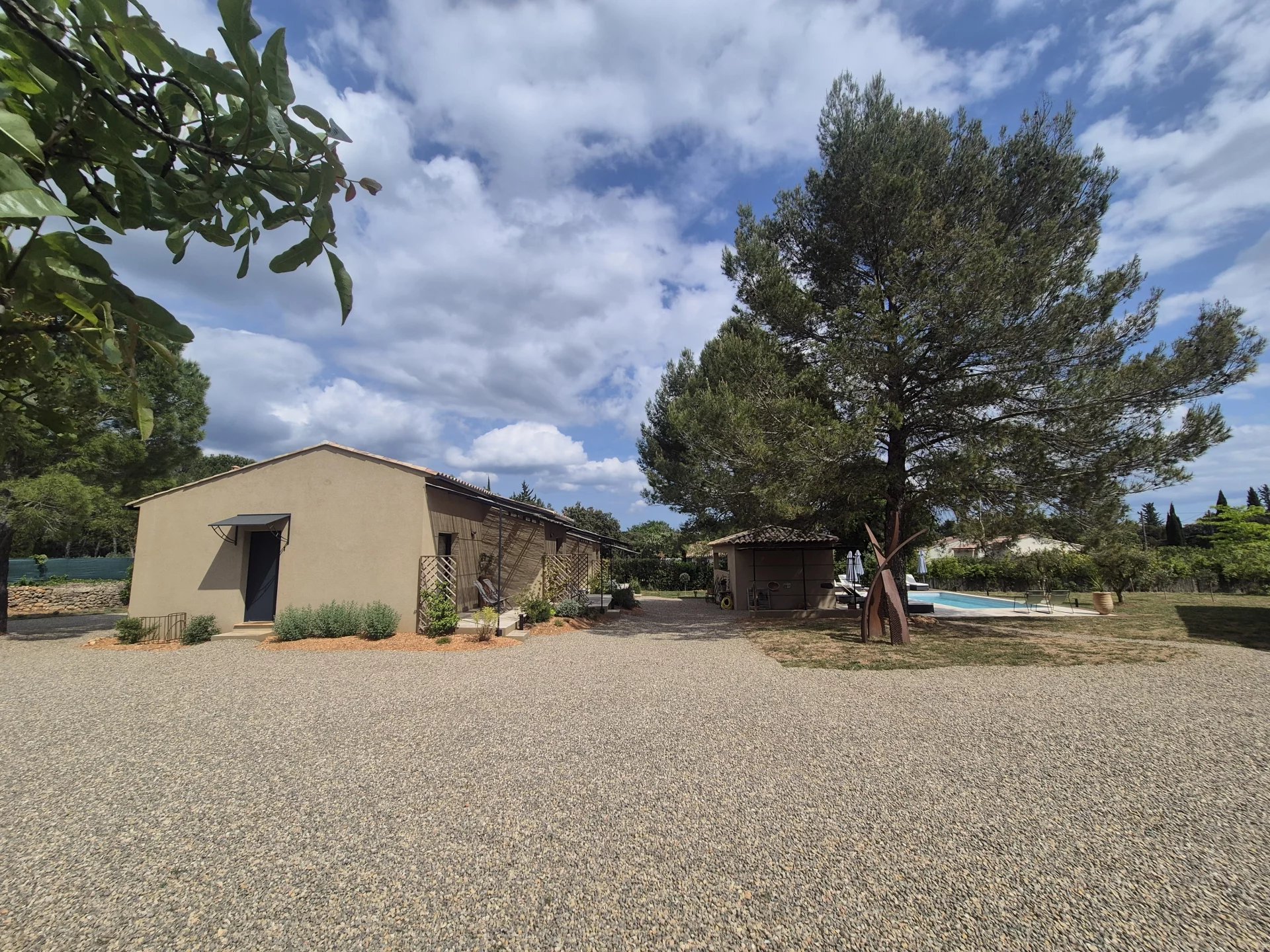 Villa and 4 gites in Cotignac, unique layout with pool house and pool