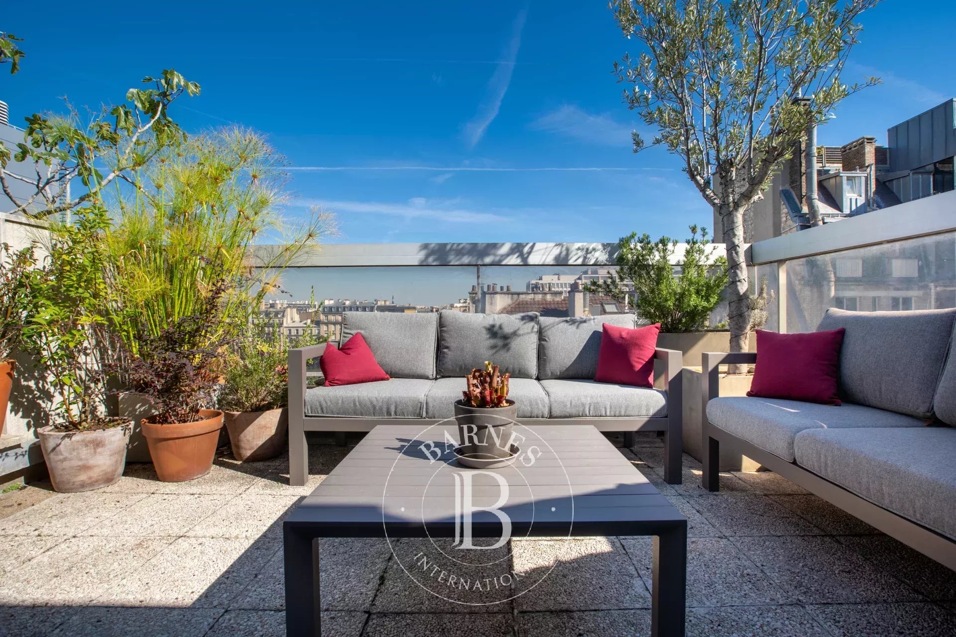 Daire Paris 4ème - picture 12