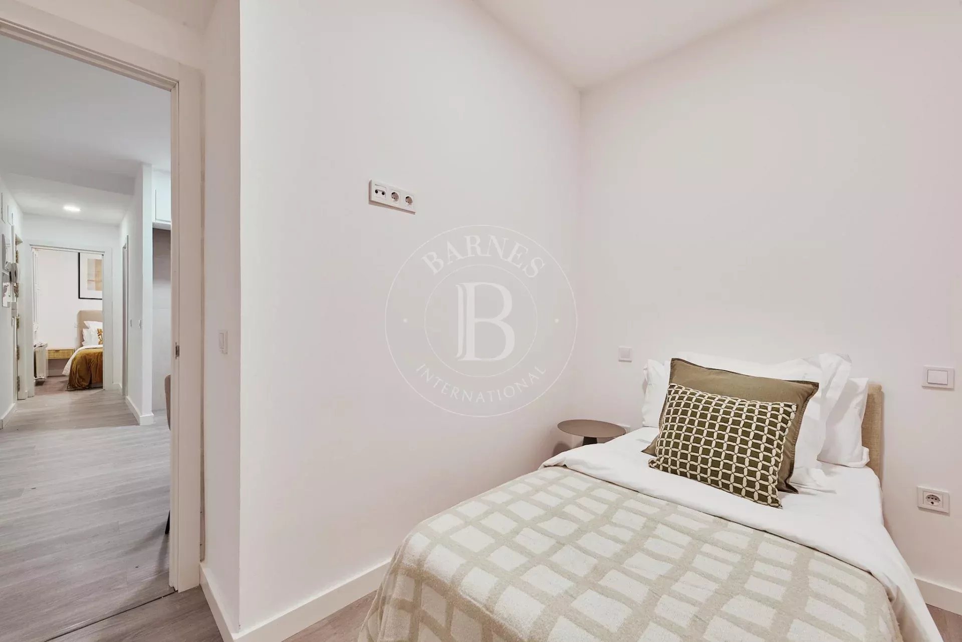 Daire Madrid - picture 11