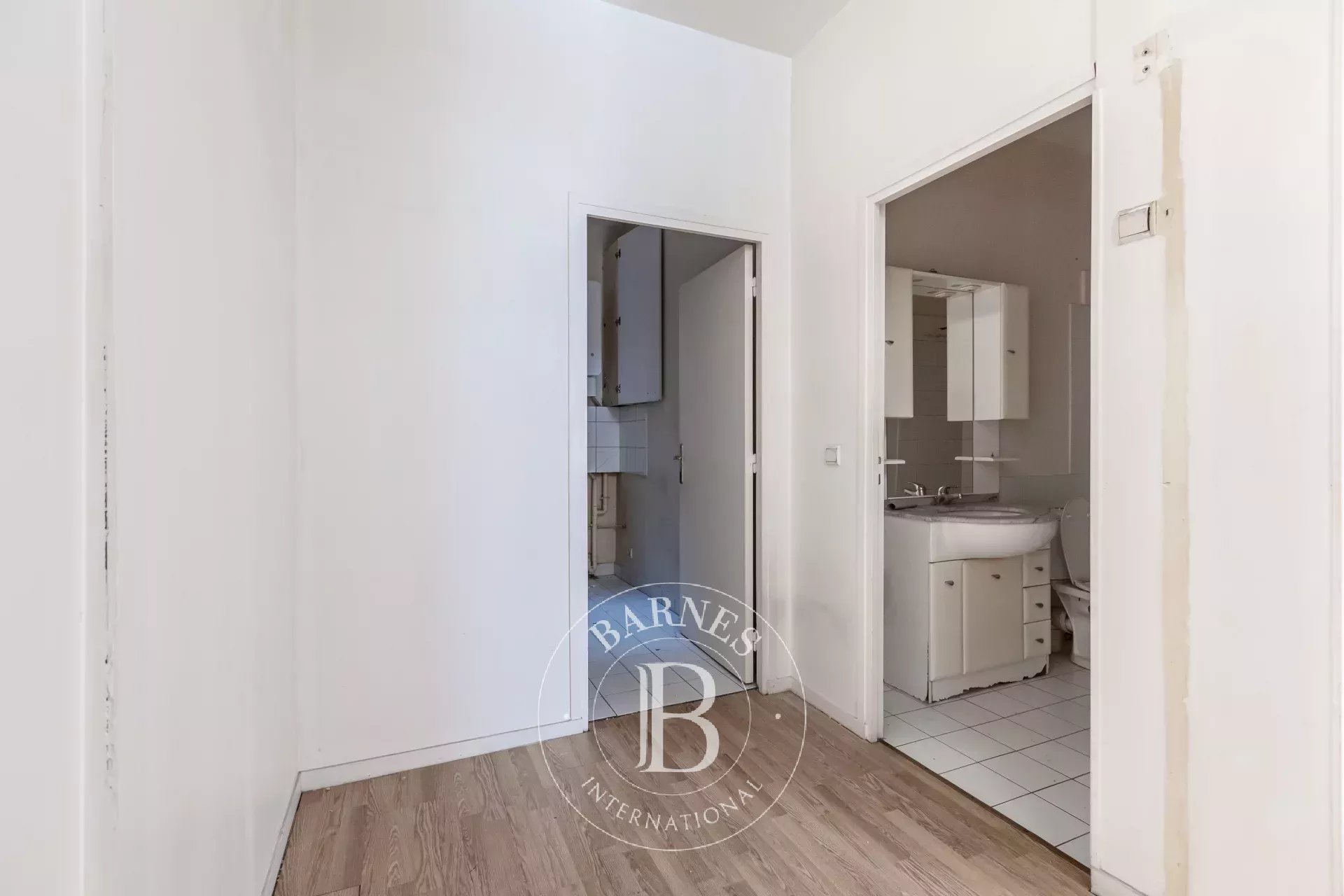 Daire Paris 8ème - picture 5