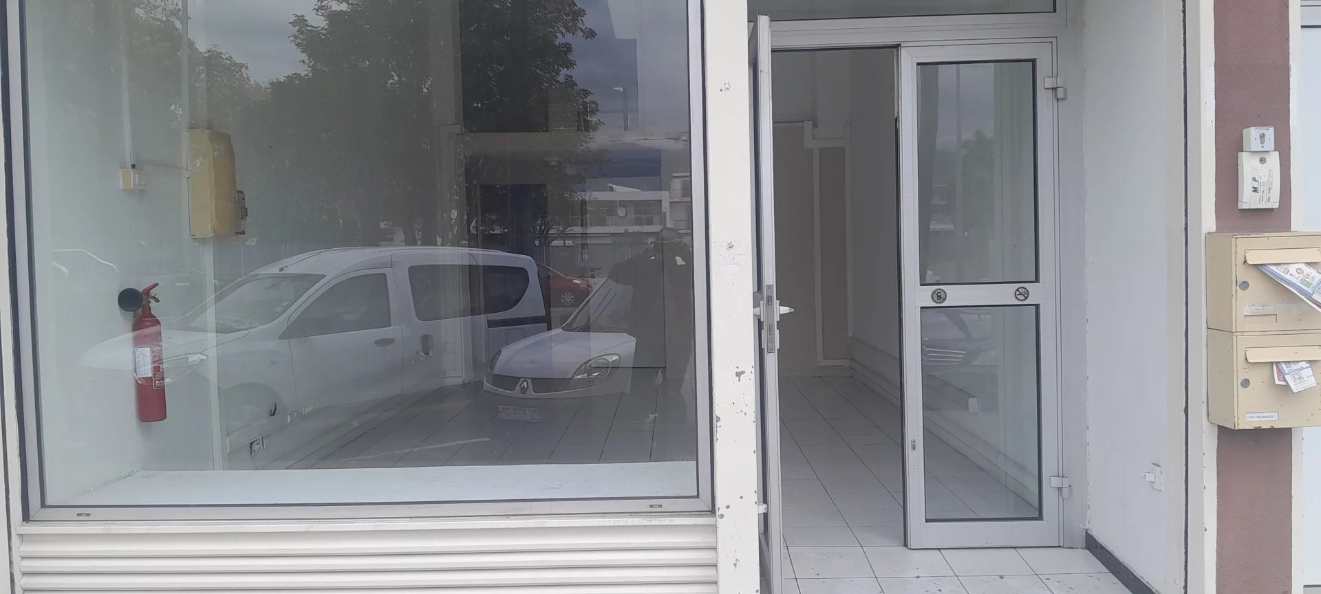 Local Commercial 80m2 Le Port