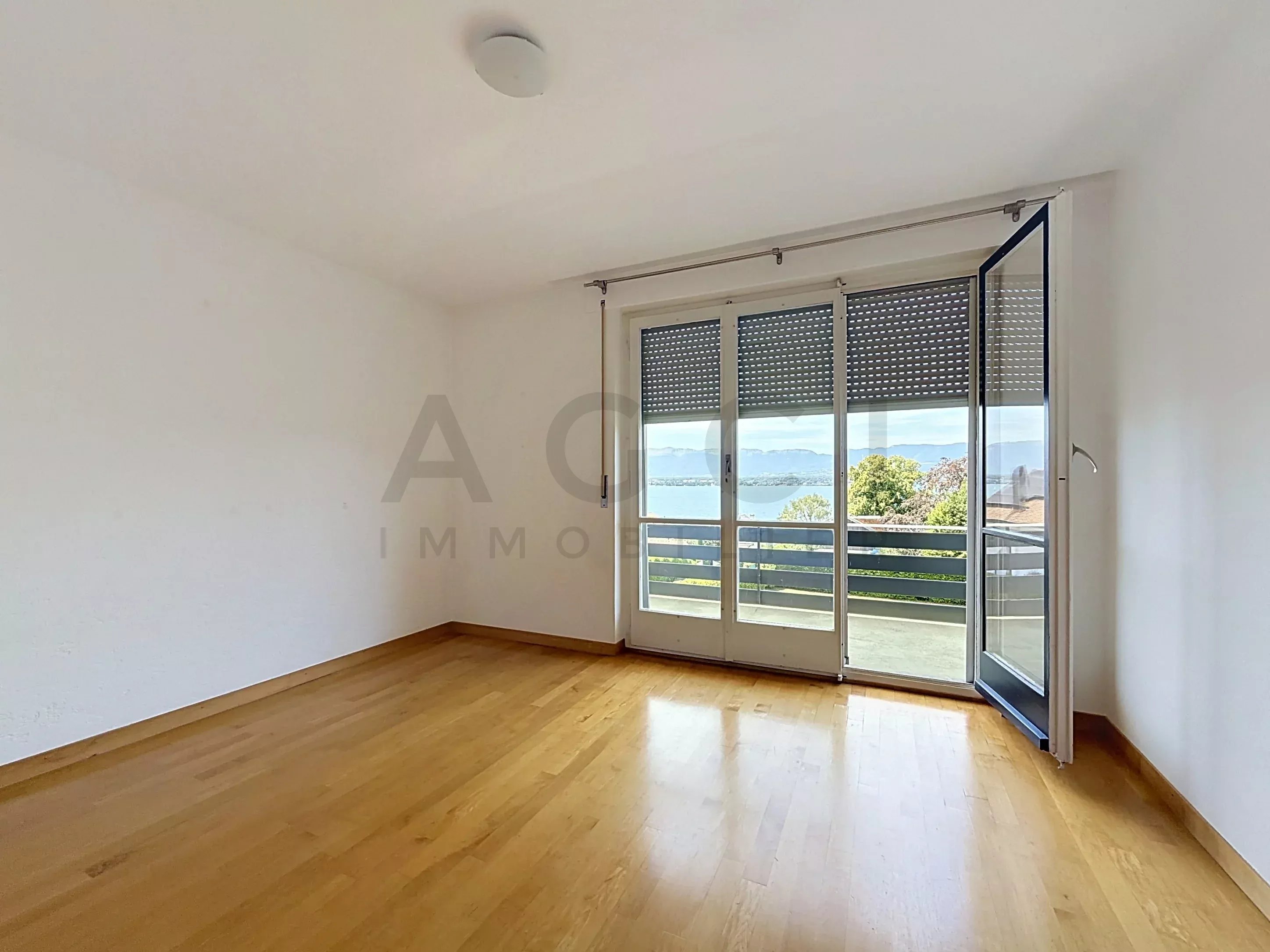 Magnifique villa avec vue panoramique et accès privé au lac – Anières (Genève)