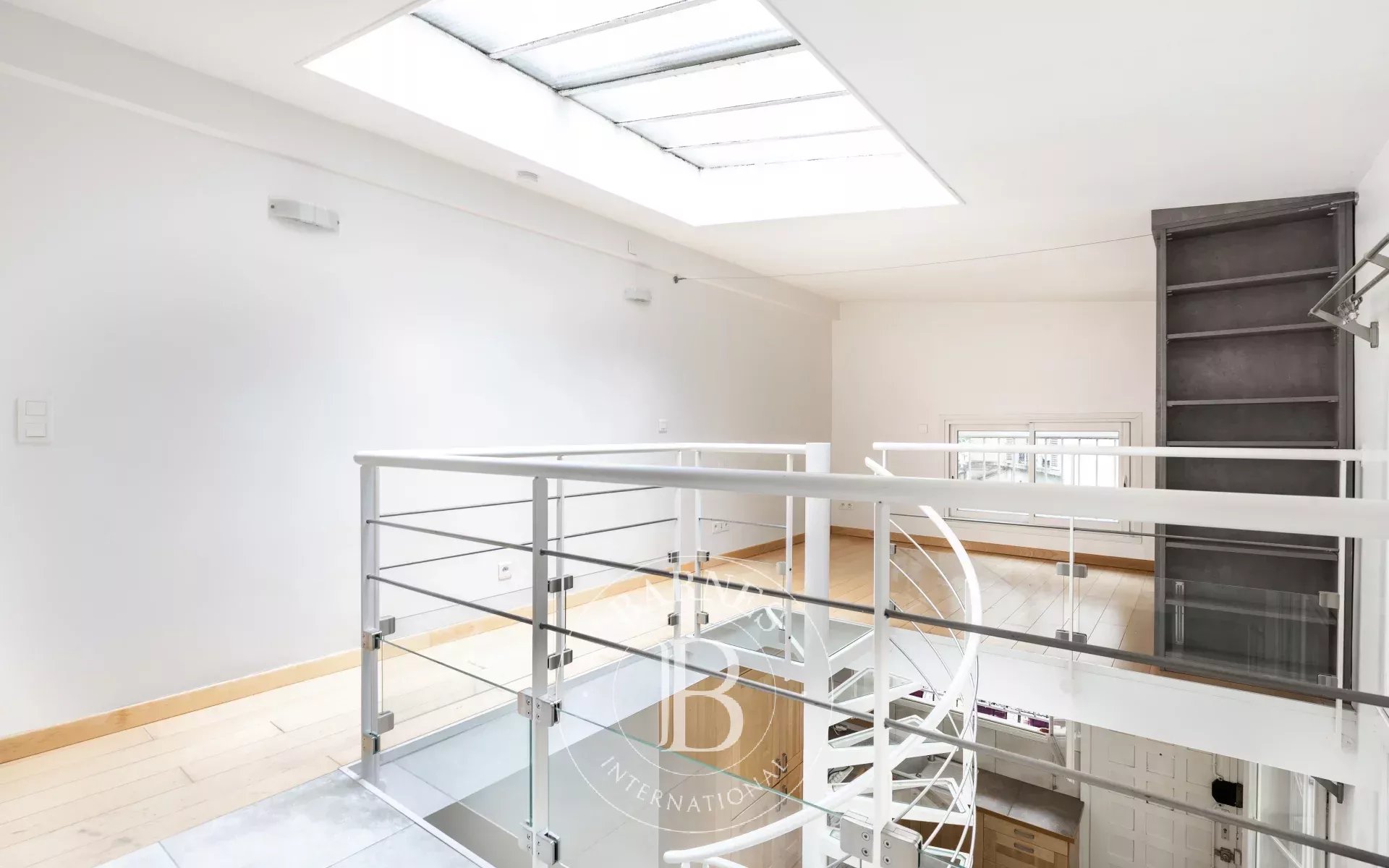 Daire Paris 18ème - picture 17