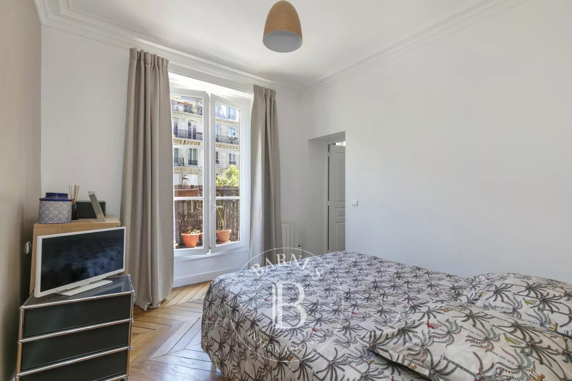 Daire Paris 1er - picture 11