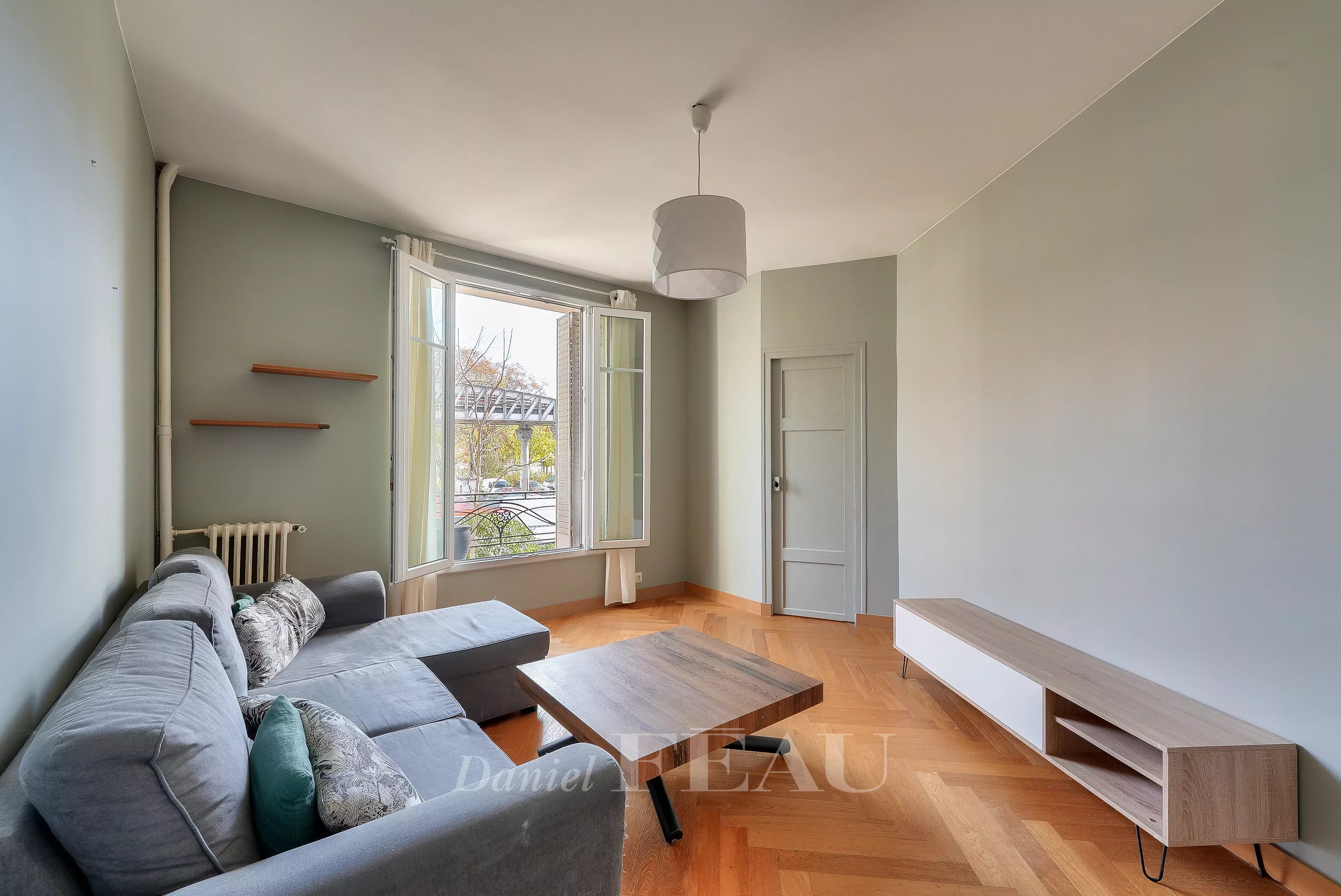 Paris 5th District – A one-bed apartment rented furnished