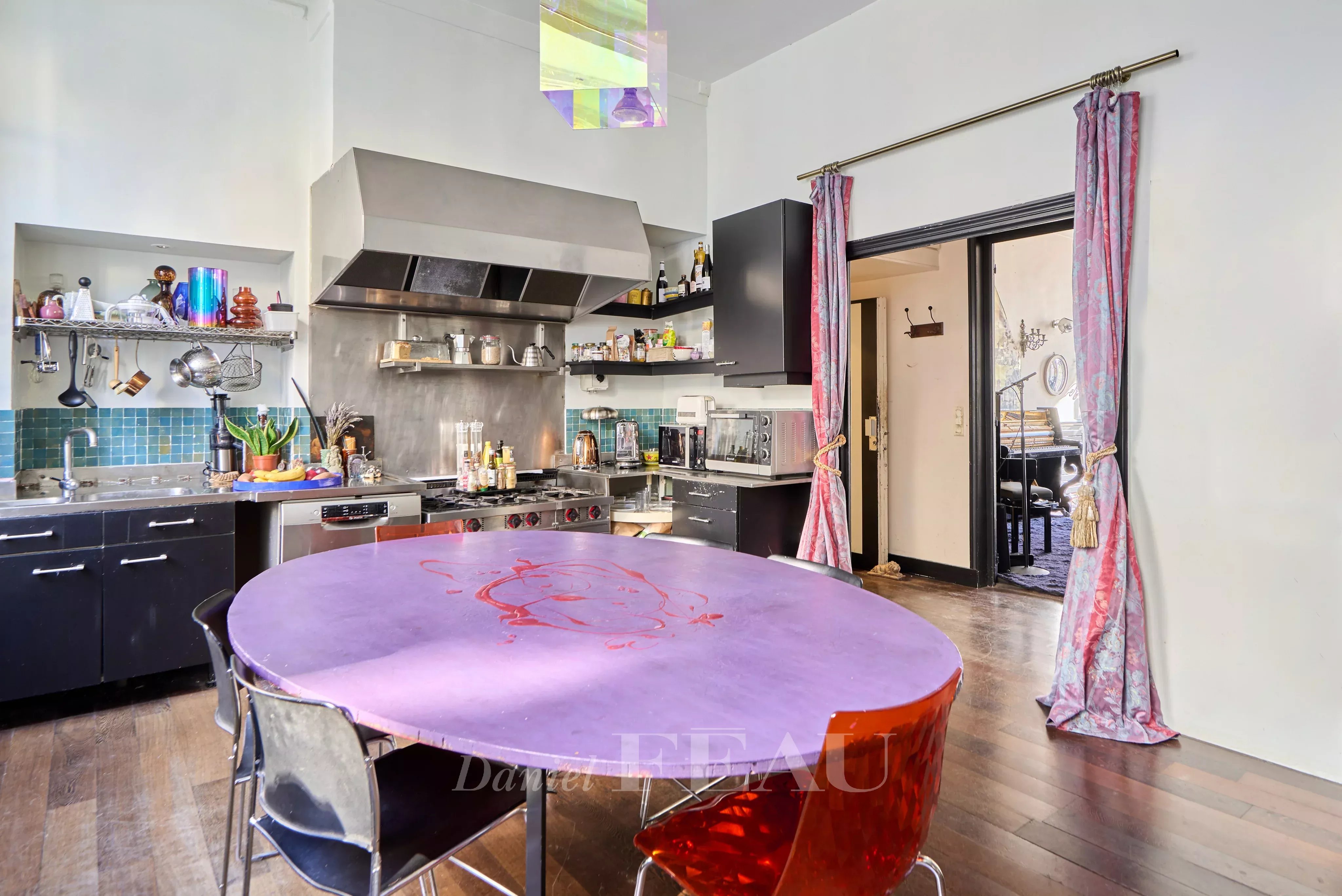 Sale Apartment Paris 10th