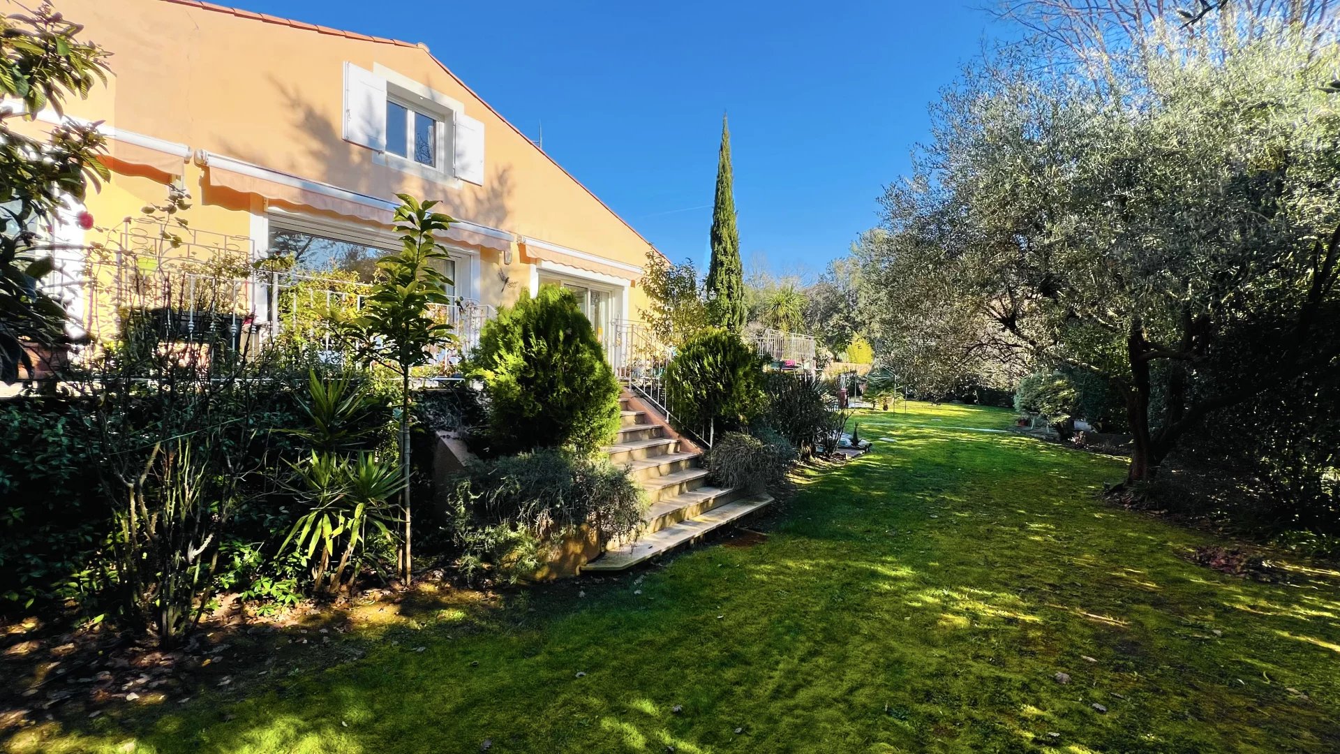 Sale Villa Roquefort-les-Pins Les Pignatons